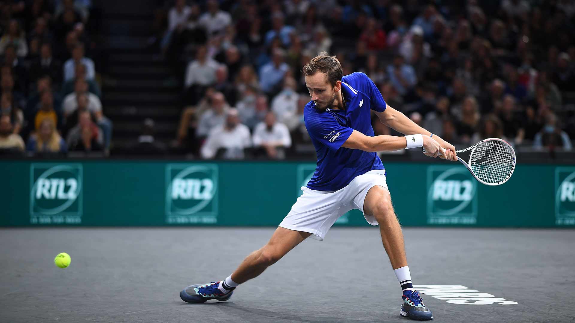 Daniil Medvedev Beats Ivashka To Keep Heat On Djokovic ATP Tour Tennis