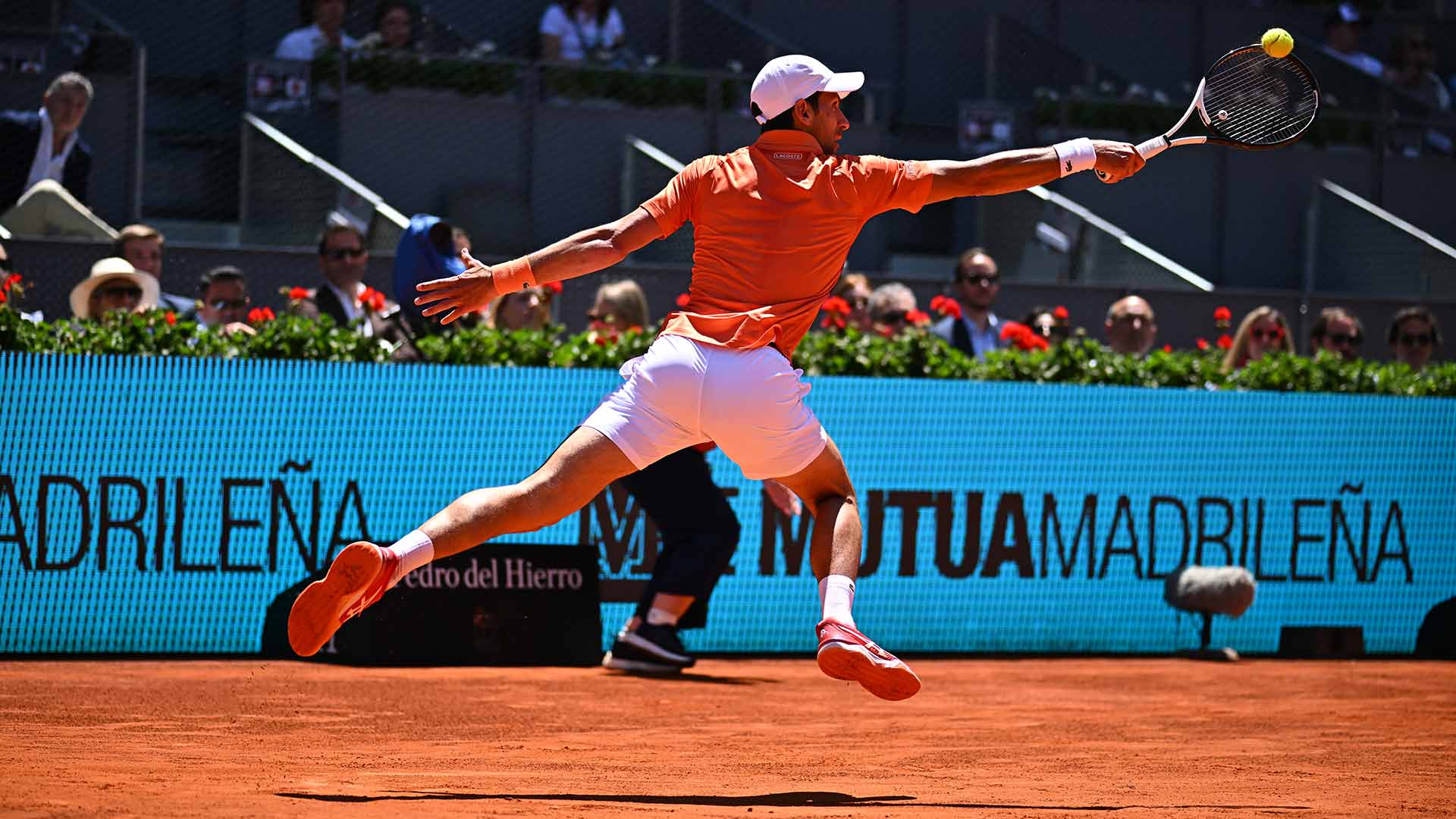 Novak Djokovic Downs Hubert Hurkacz, Secures Madrid SF Spot ATP Tour Tennis