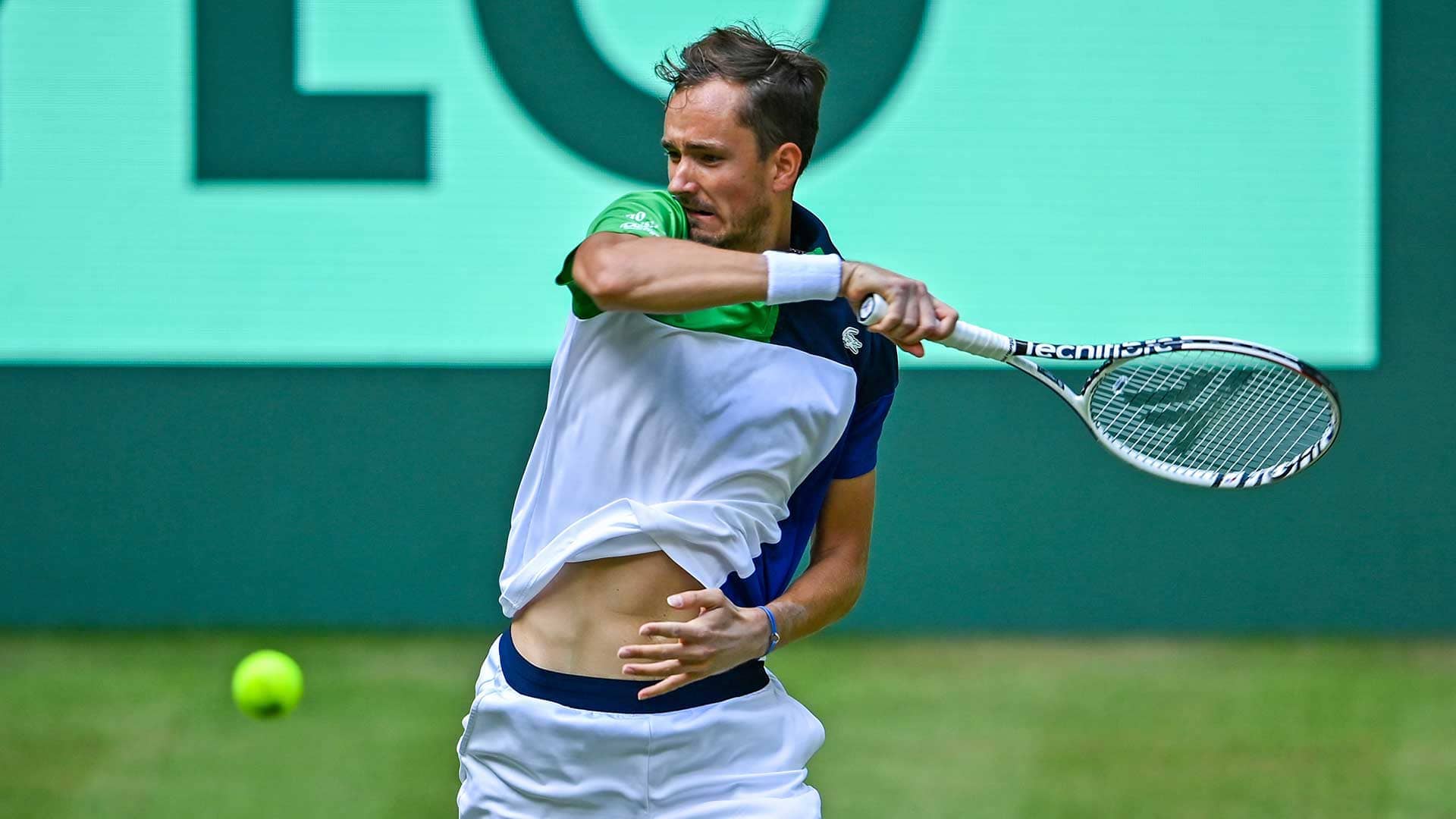 Daniil Medvedev Sees Off Ilya Ivashka In Halle ATP Tour Tennis