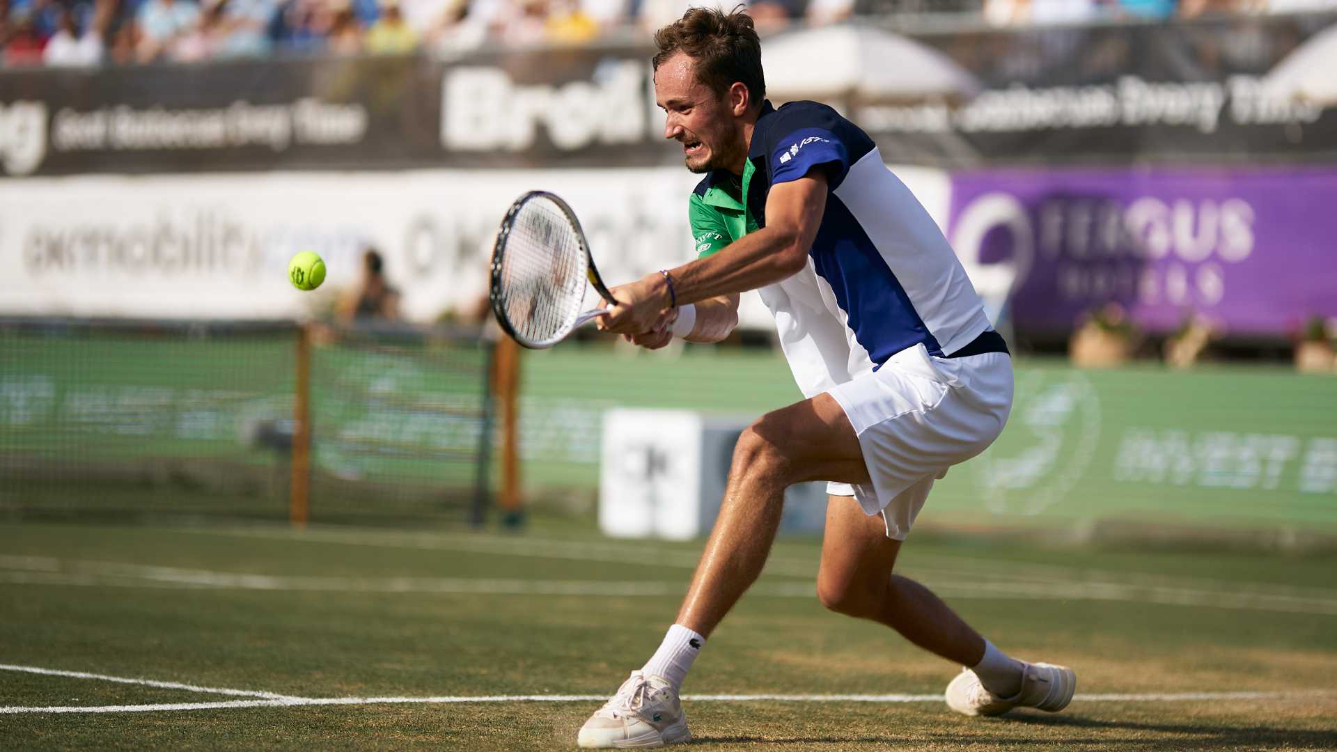 Defending Champ Daniil Medvedev Outlasts Aslan Karatsev In Mallorca ATP Tour Tennis