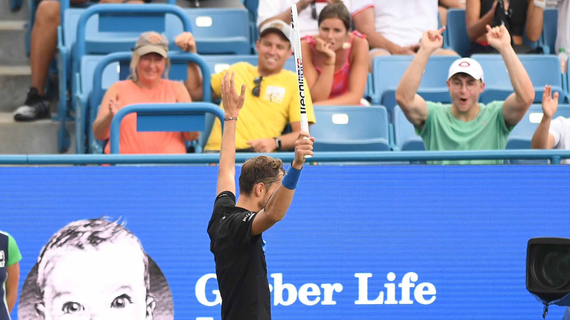 Medvedevs Defense Brings Fritz To Breaking Point In Cincinnati ATP Tour Tennis