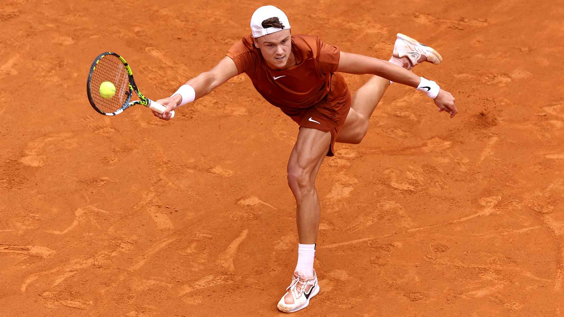 Holger Rune Defeats Casper Ruud, Reaches Rome Final ATP Tour Tennis