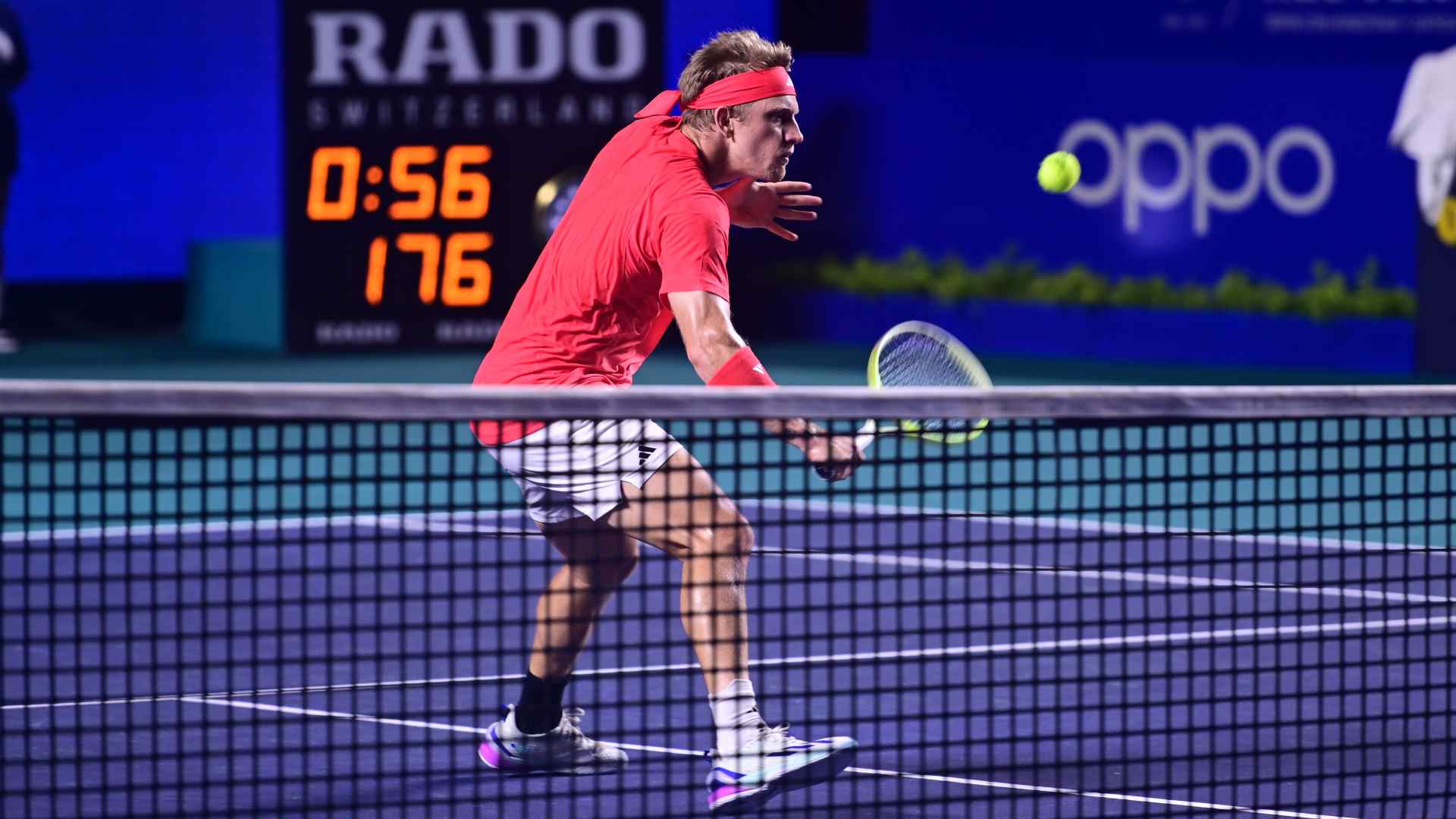 Davidovich vuela a semifinales en Acapulco