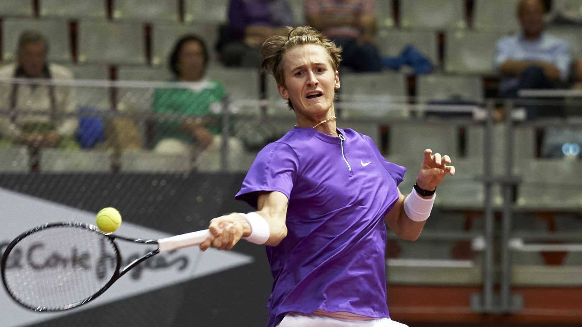 Sebastian Korda llega a récord de 28-19 en 2022 luego de vencer a Bautista Agut en octavos del Gijón Open.