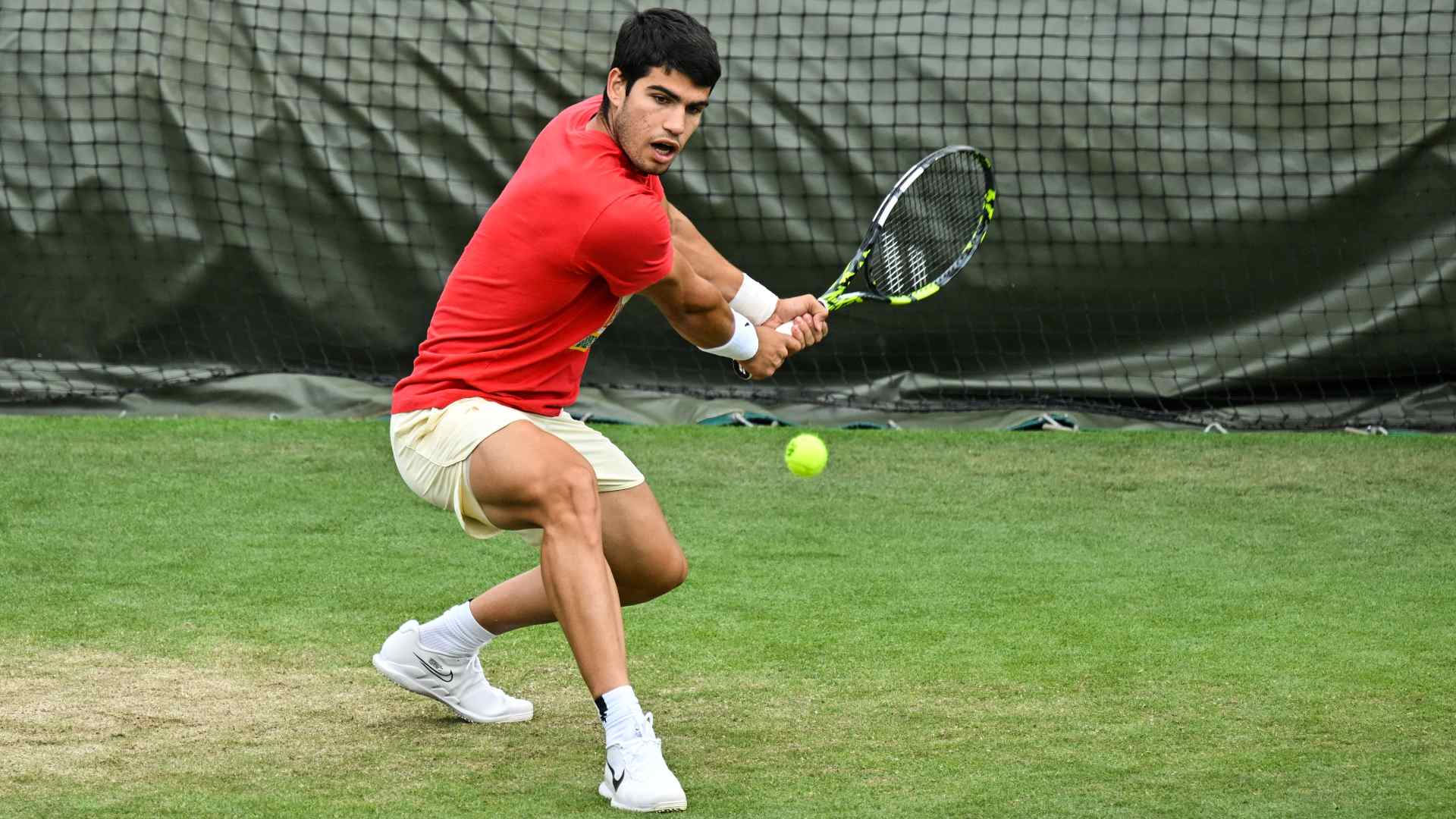 Carlos Alcaraz buscará en Wimbledon 2023 pasar de cuarta ronda del torneo por primera vez en su carrera.