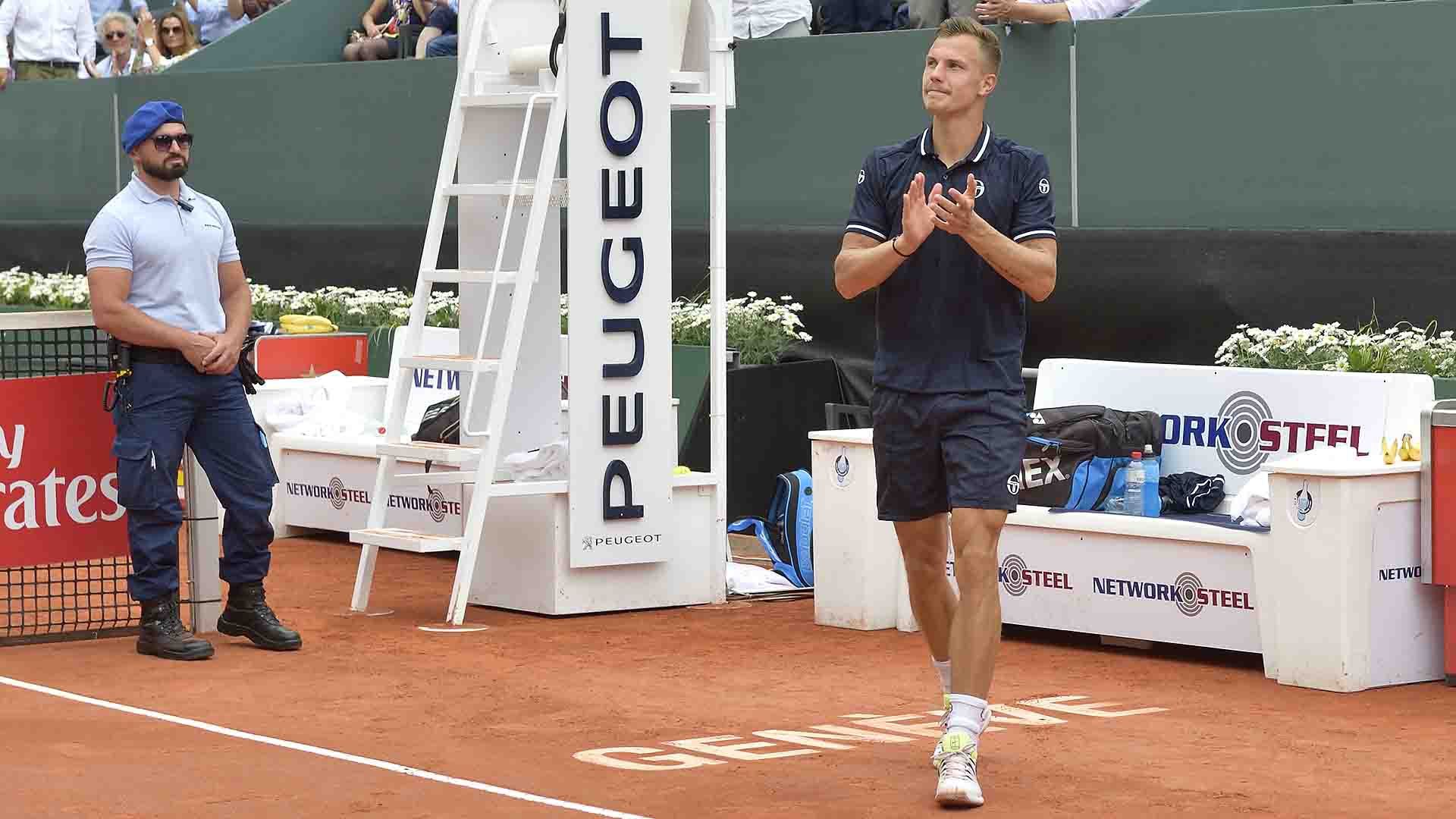 Marton Fucsovics supera al alemán Peter Gojowczyk en la final de Ginebra.