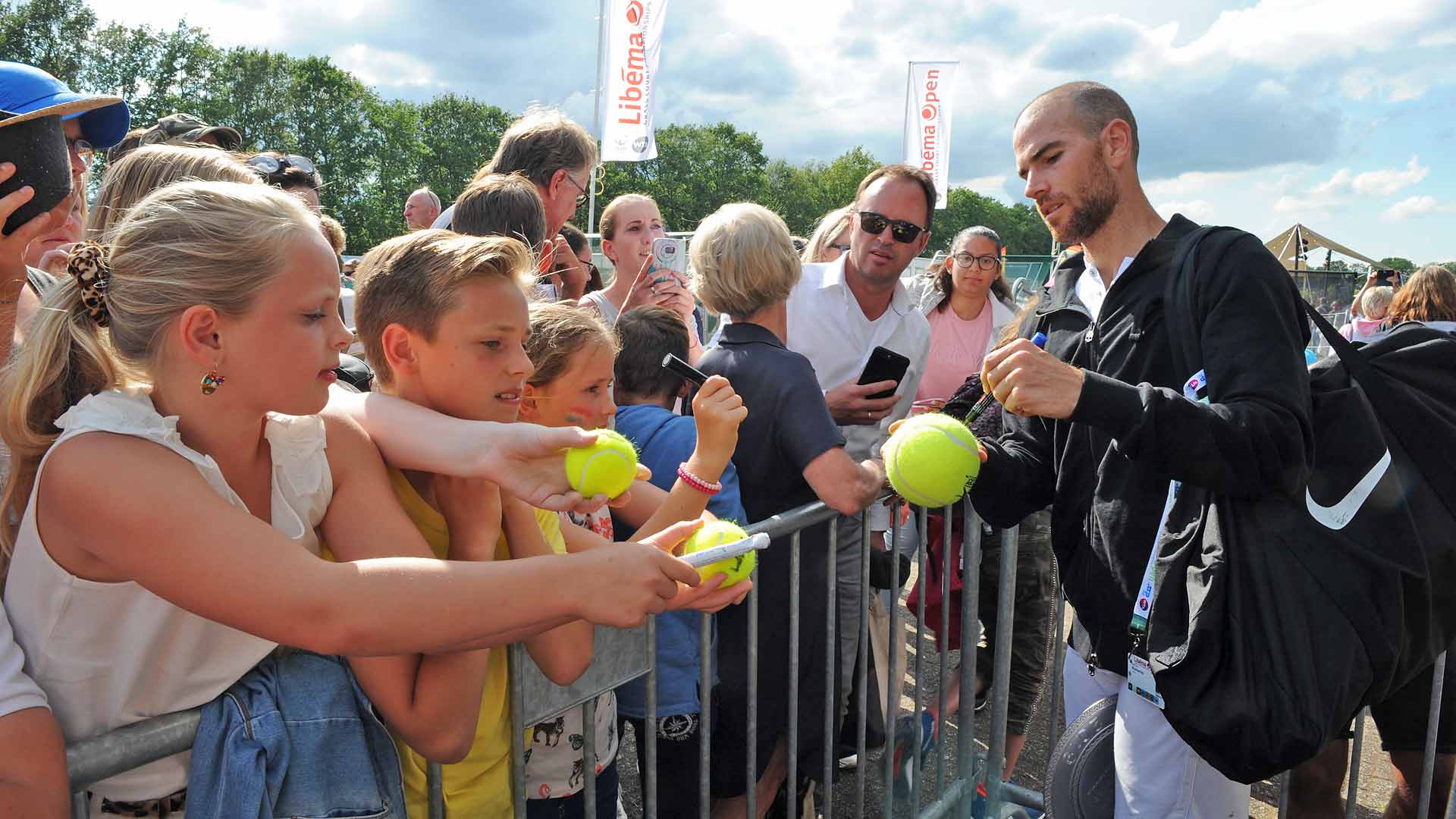 Adrian Mannarino captured his first ATP Tour title in his seventh final, triumphing in 's-Hertogenbosch.