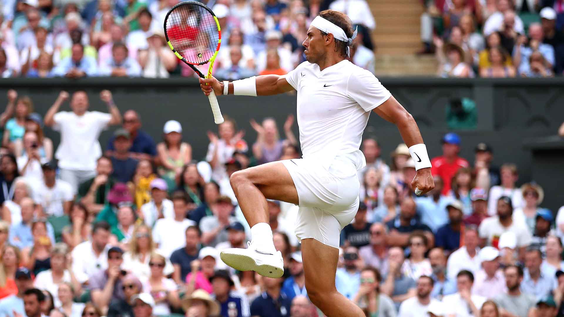 <a href='https://www.atptour.com/es/players/rafael-nadal/n409/overview'>Rafael Nadal</a> beats <a href='https://www.atptour.com/es/players/nick-kyrgios/ke17/overview'>Nick Kyrgios</a> at <a href='https://www.atptour.com/es/tournaments/wimbledon/540/overview'>Wimbledon</a>