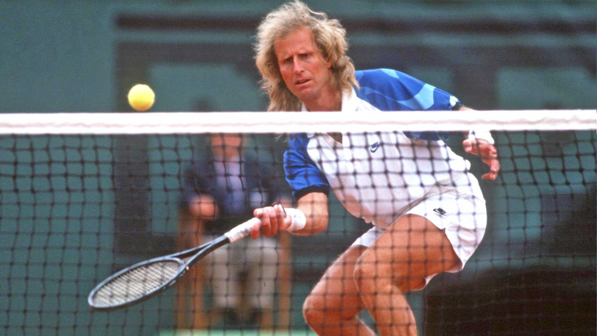 Vitas Gerulaitis, tennis' ultimate jetsetter and intense competitor, died 25 years ago aged 40.