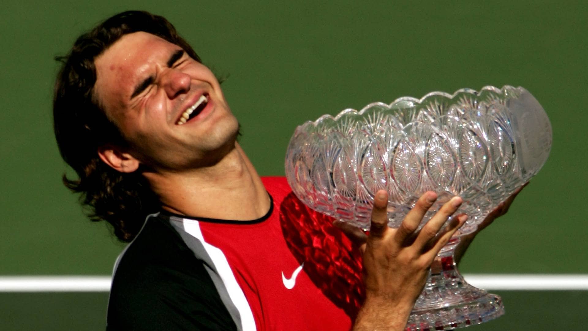 Roger Federer defeated Rafael Nadal in the 2005 Miami final, their second Lexus ATP Head2Head meeting.