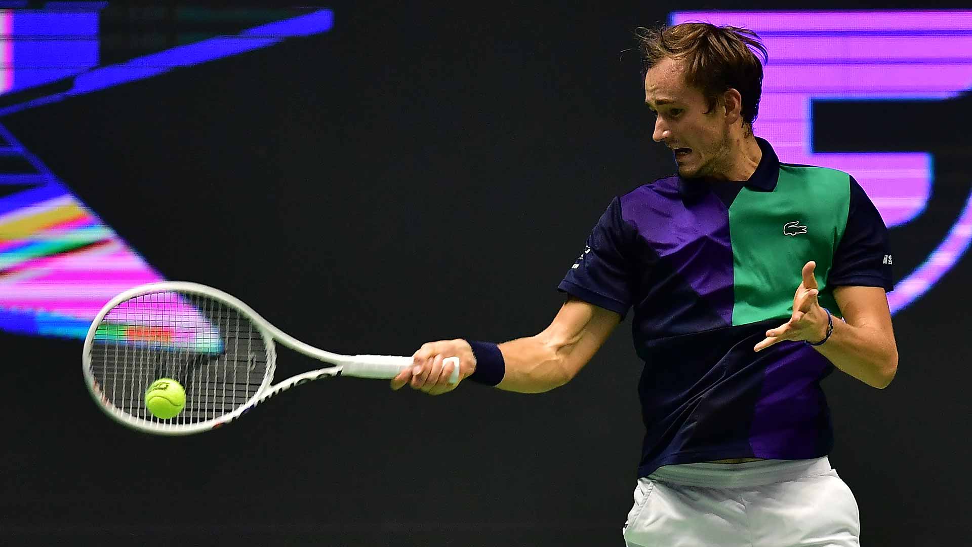 Daniil Medvedev defeats Emil Ruusuvuori on Thursday in straight sets.