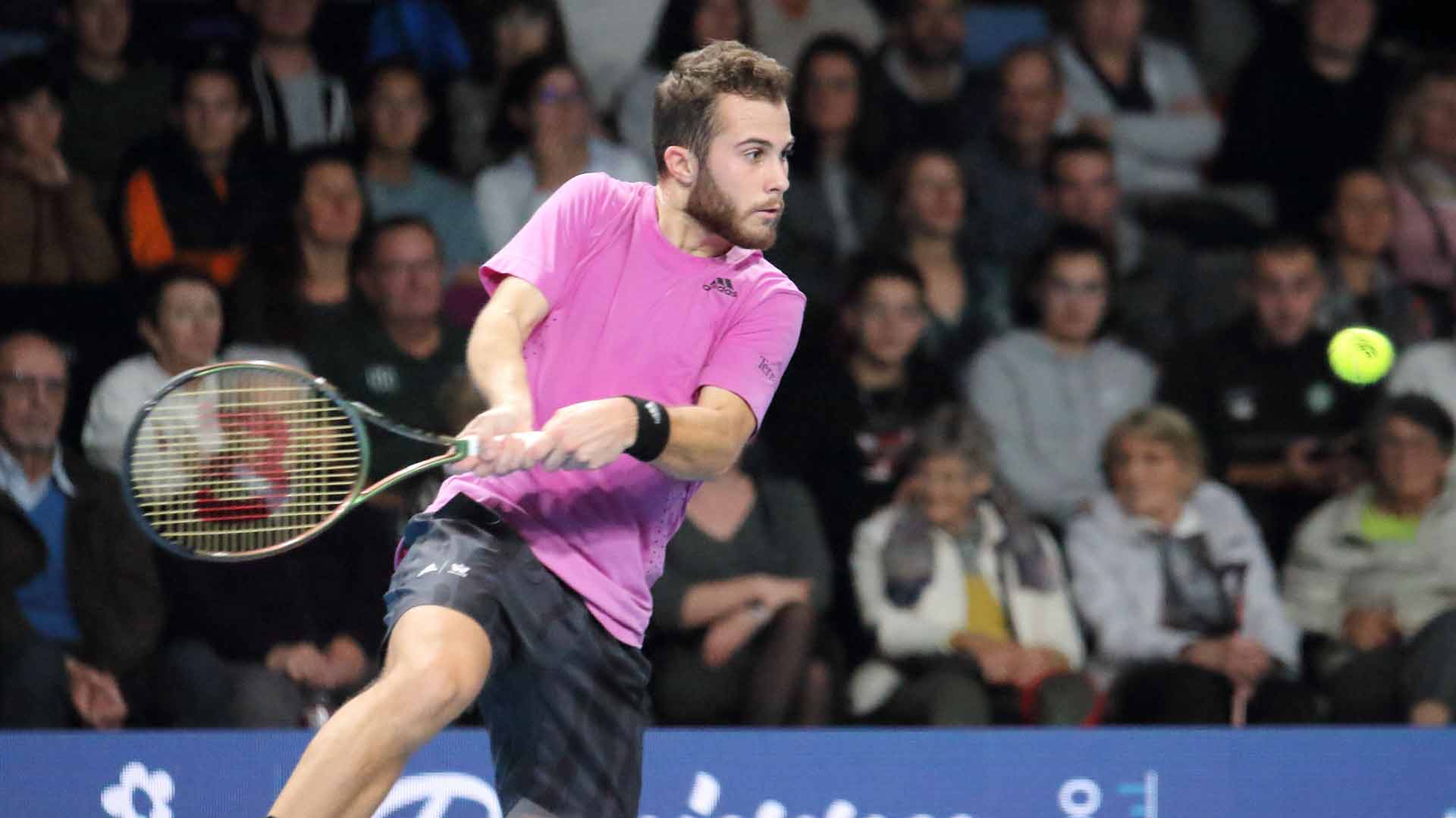 <a href='https://www.atptour.com/en/players/hugo-gaston/g09o/overview'>Hugo Gaston</a> in action at the 2022 Roanne Challenger.