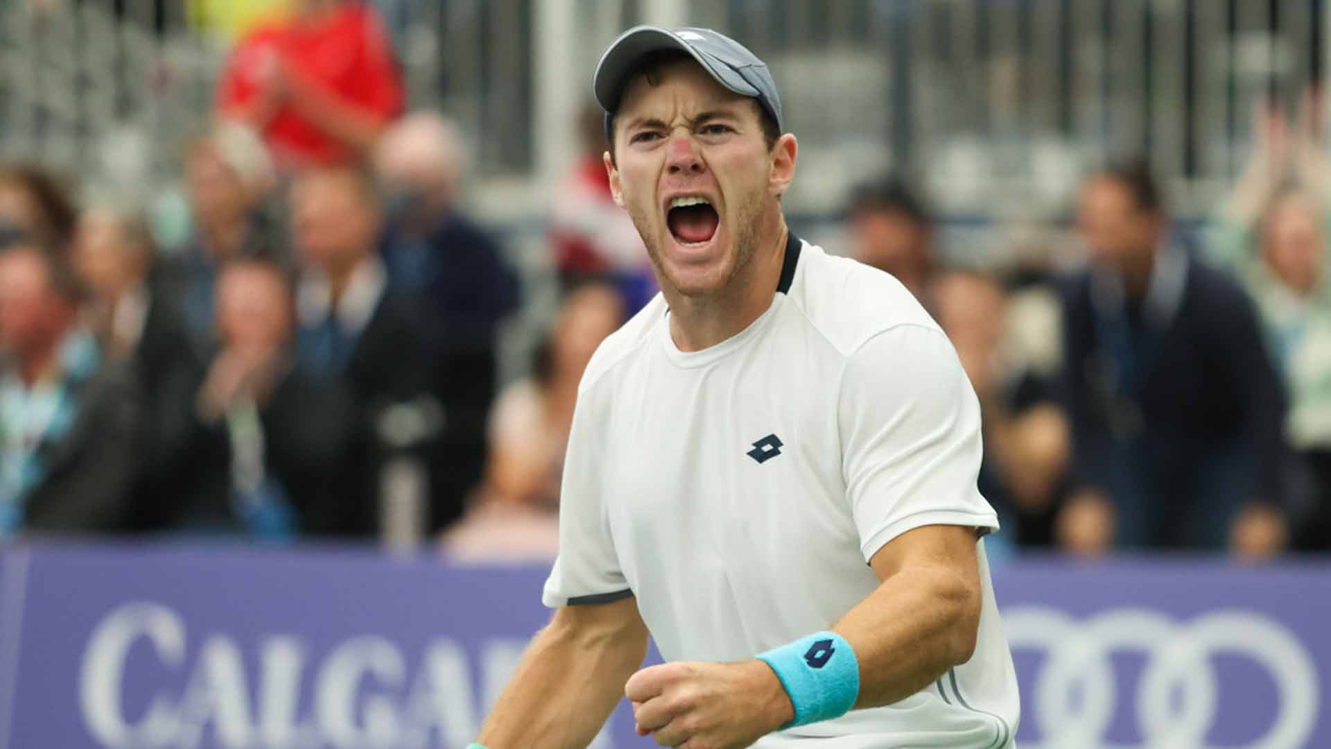 <a href='https://www.atptour.com/en/players/dominik-koepfer/ke73/overview'>Dominik Koepfer</a> celebrates winning the 2022 Calgary Challenger.