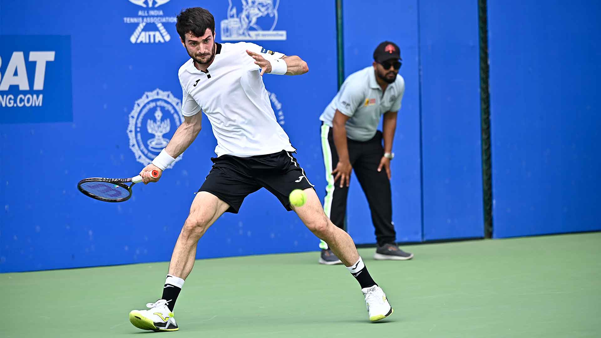 Pedro Martínez se presenta en cuartos de final en su primer torneo ATP Tour de 2023.
