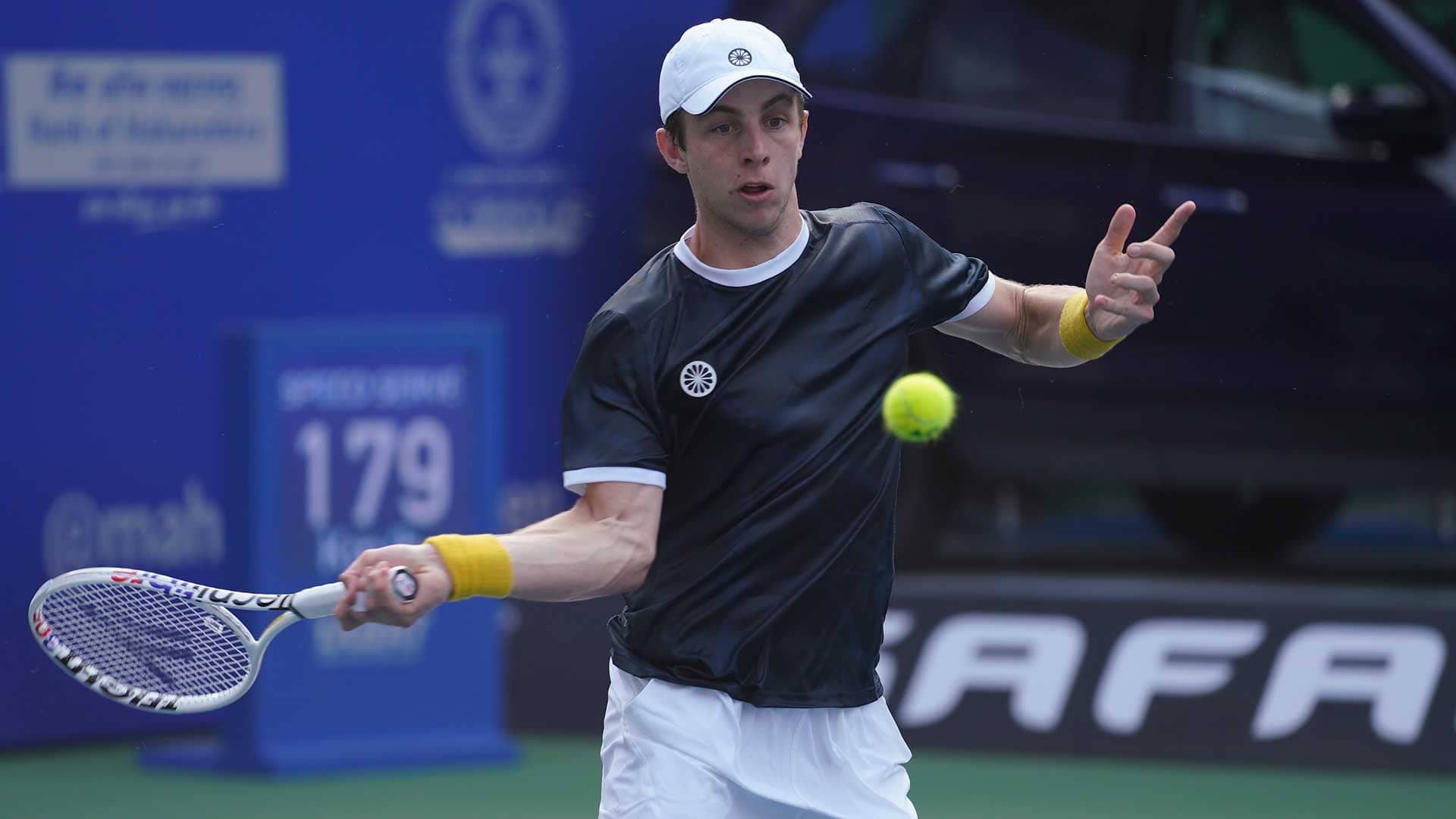 Tallon Griekspoor powers past Aslan Karatsev on Friday in the semi-finals of the Tata Open Maharashtra.