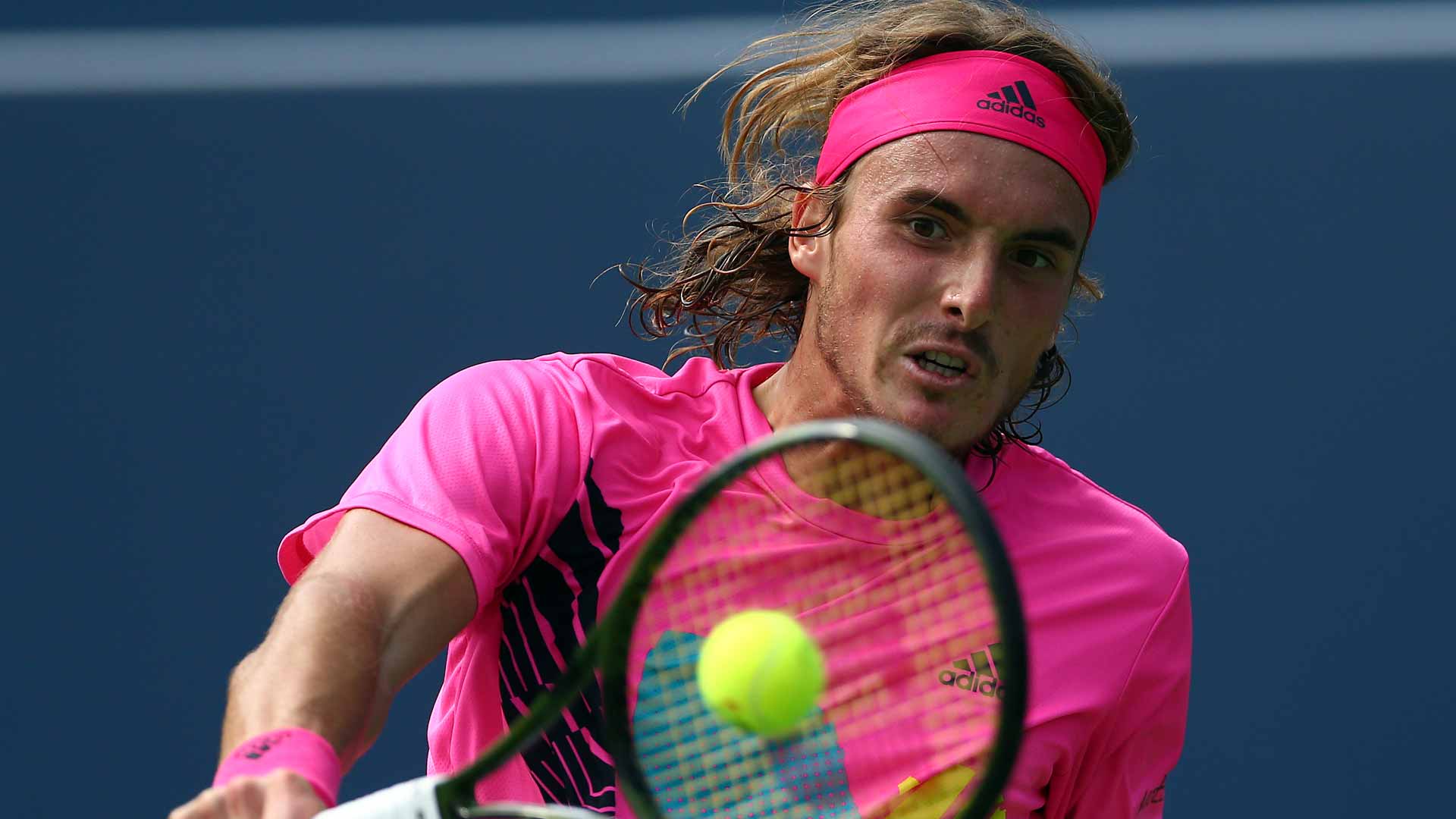 <a href='https://www.atptour.com/en/players/stefanos-tsitsipas/te51/overview'>Stefanos Tsitsipas</a> at the 2018 ATP Masters 1000 event in Toronto.