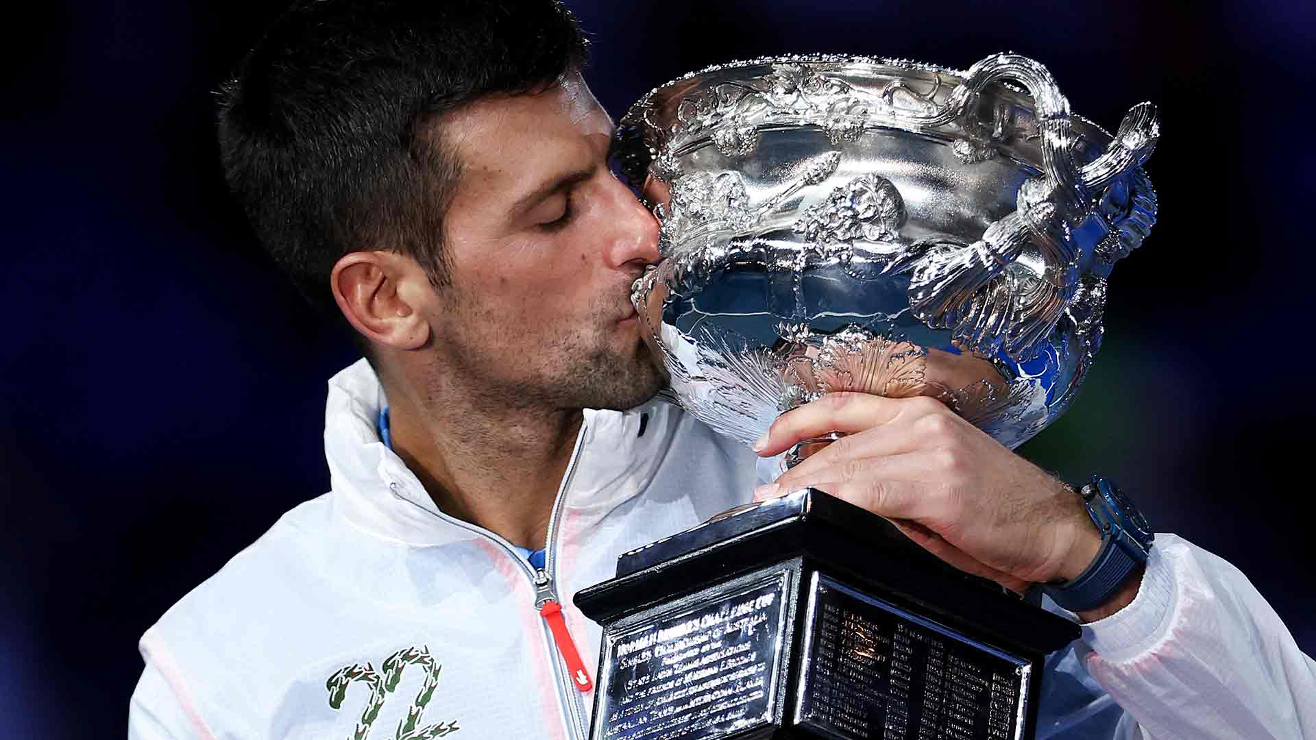 <a href='https://www.atptour.com/es/players/novak-djokovic/d643/overview'>Novak Djokovic</a>