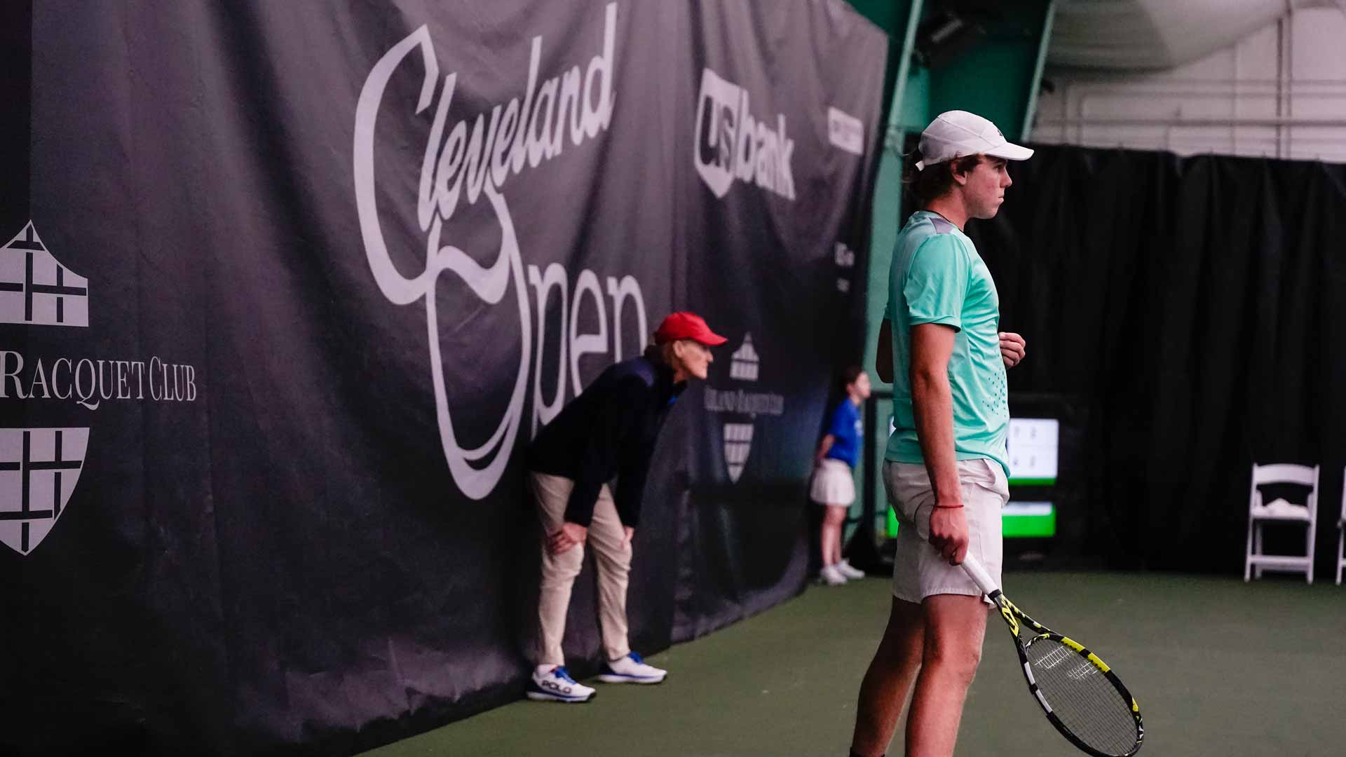 American teen Alex Michelsen at the 2023 Cleveland Challenger.