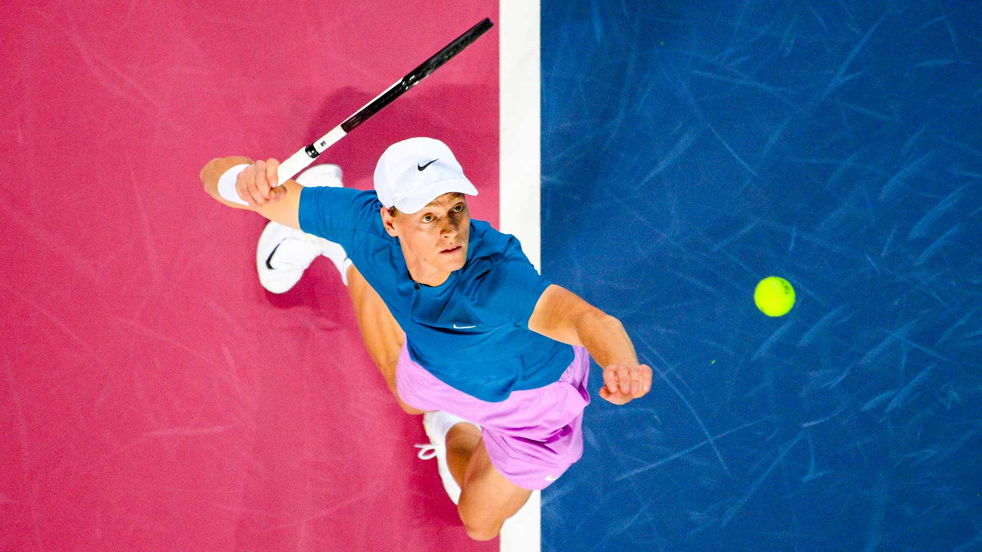 Jannik Sinner, en su partido del viernes en Montpellier.