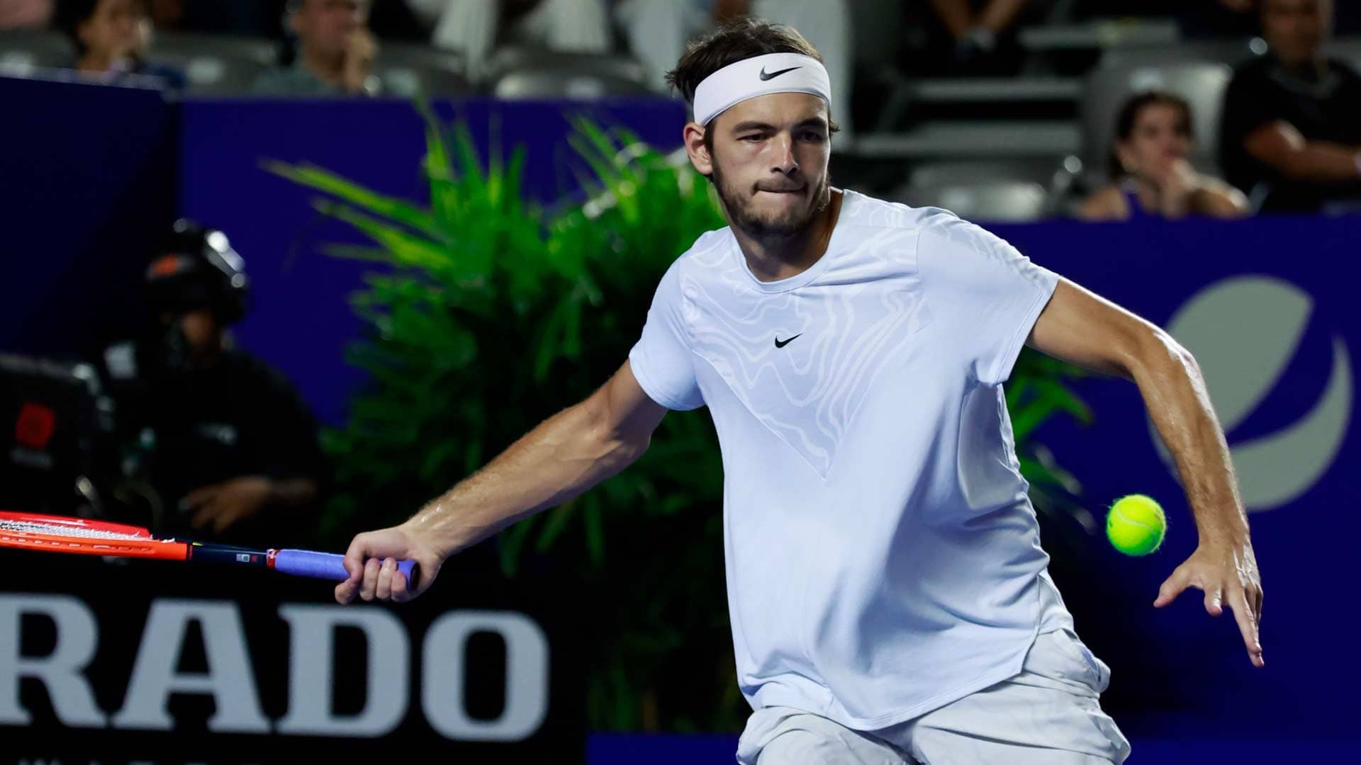 Taylor Fritz gana su sexto partido consecutivo contra Frances Tiafoe.