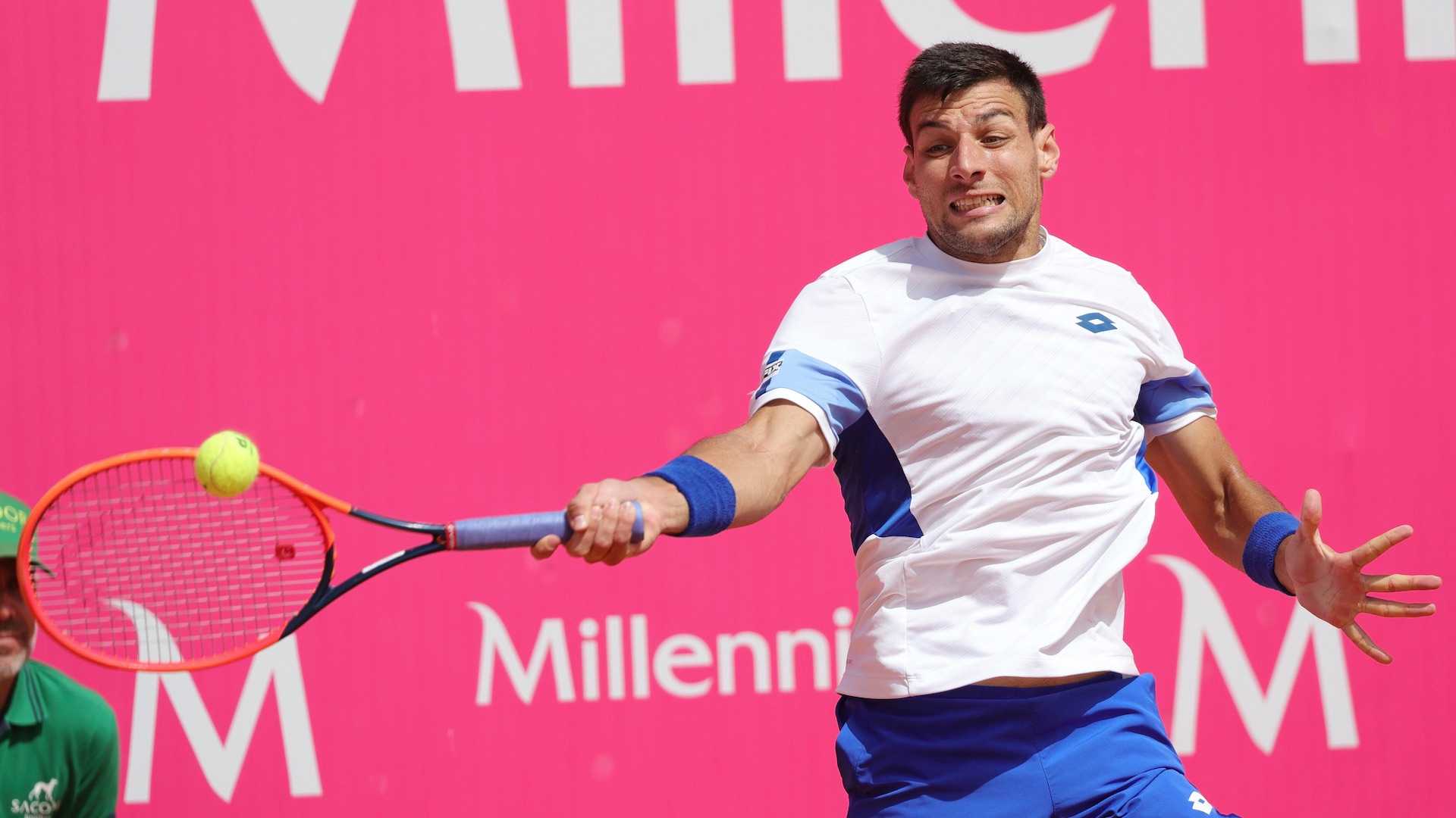 Bernabé Zapata debuta con victoria en el Millennium Estoril Open 2023.