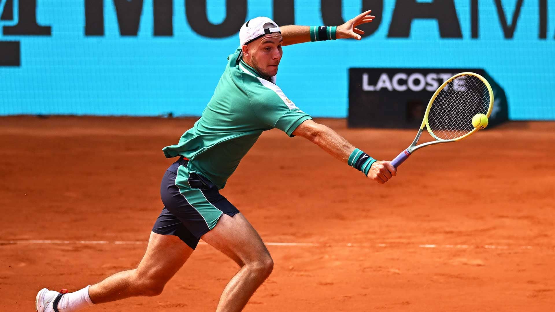 <a href='https://www.atptour.com/en/players/jan-lennard-struff/sl28/overview'>Jan-Lennard Struff</a>