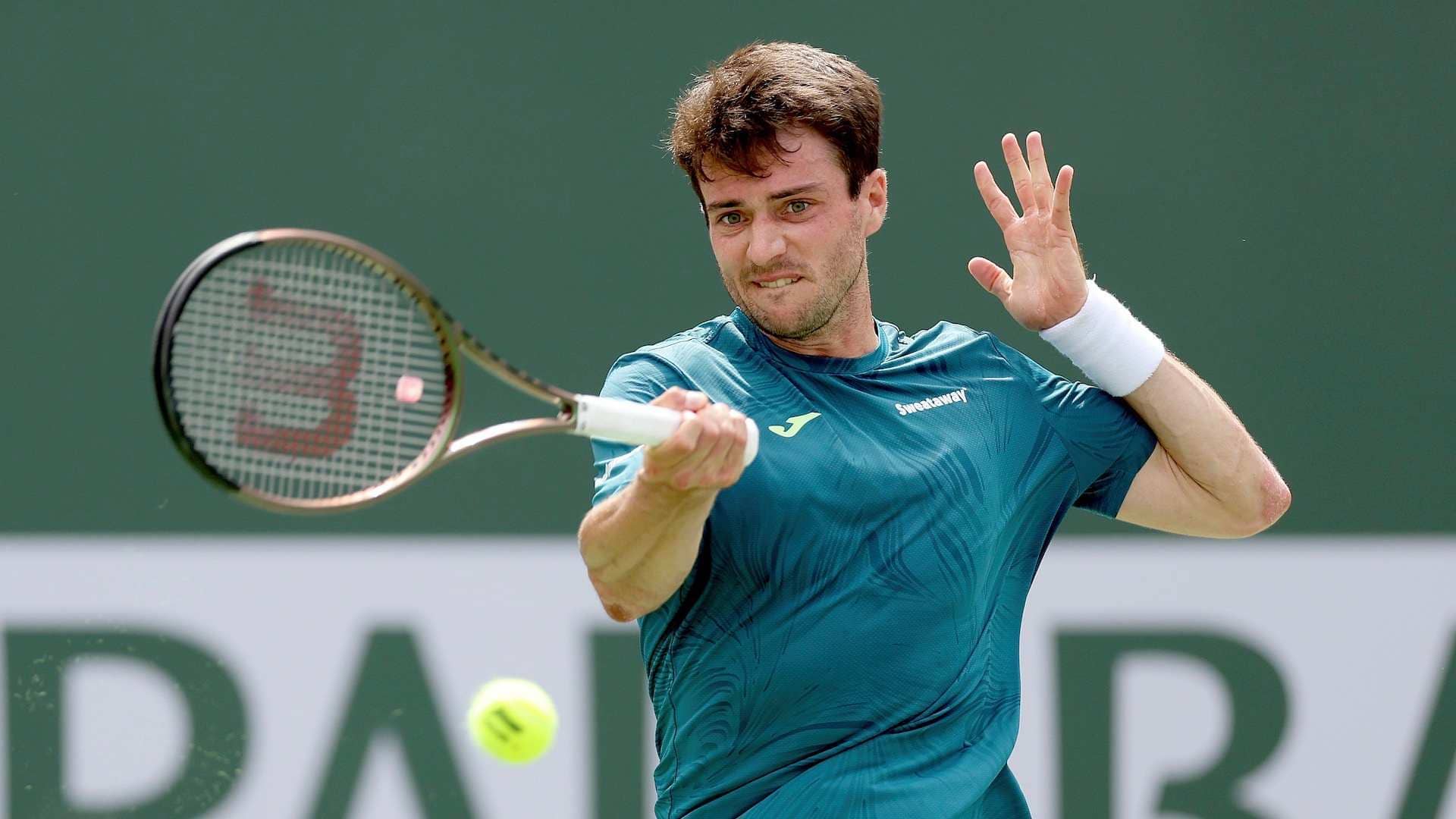 Pedro Martínez busca alcanzar por quinta ocasión el cuadro final de Roland Garros.