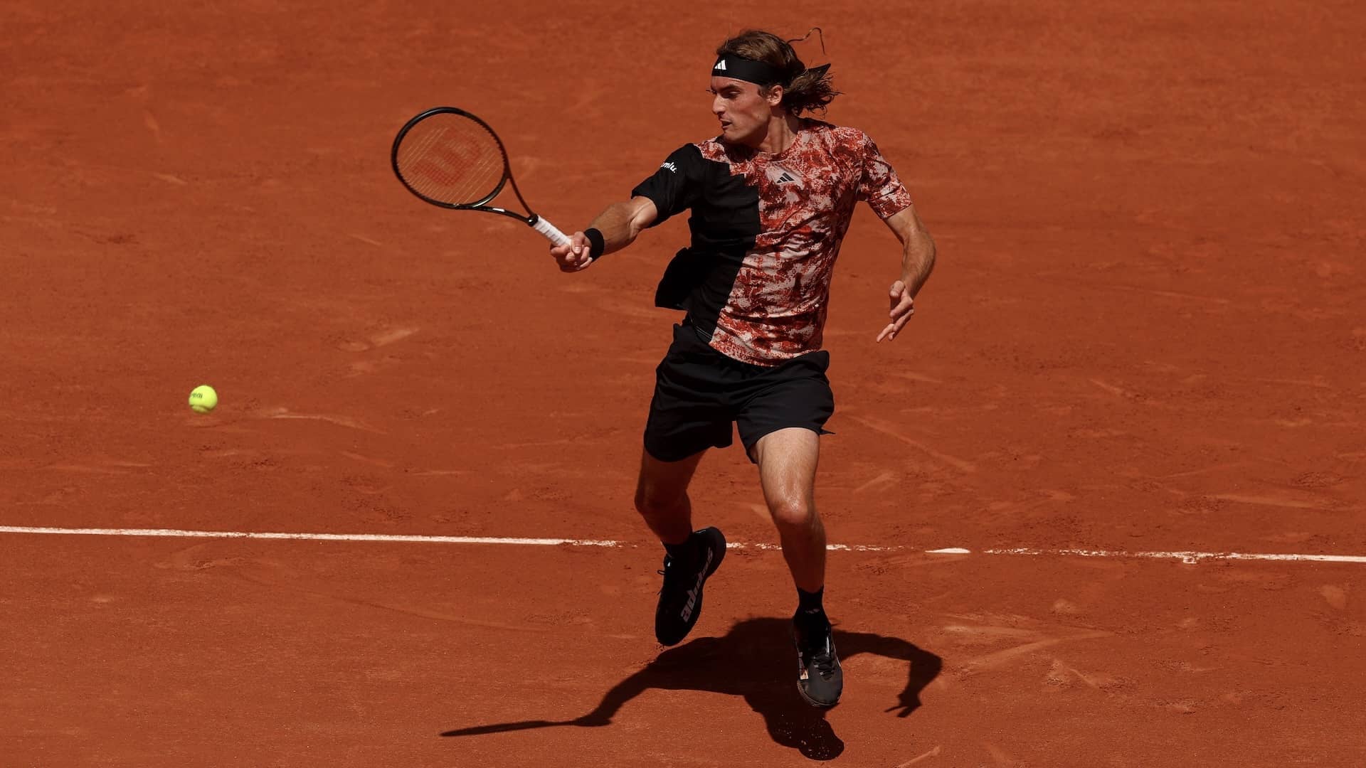 Stefanos Tsitsipas fue finalista de Roland Garros en 2021.