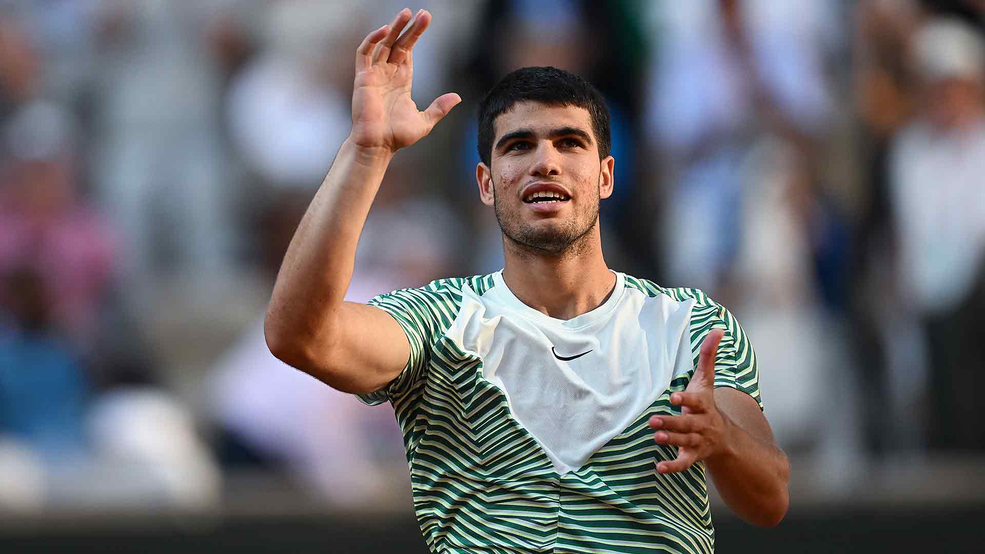 Carlos Alcaraz jugará los cuartos de final de Roland Garros ante Stefanos Tsitsipas.