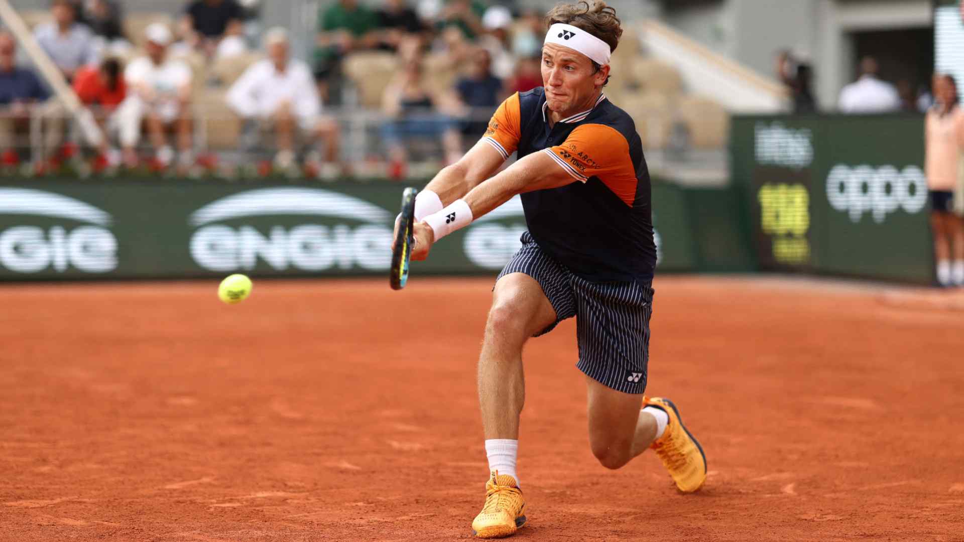 Ruud pasó sin problemas a Zverev y volverá a jugar por el trofeo en París.