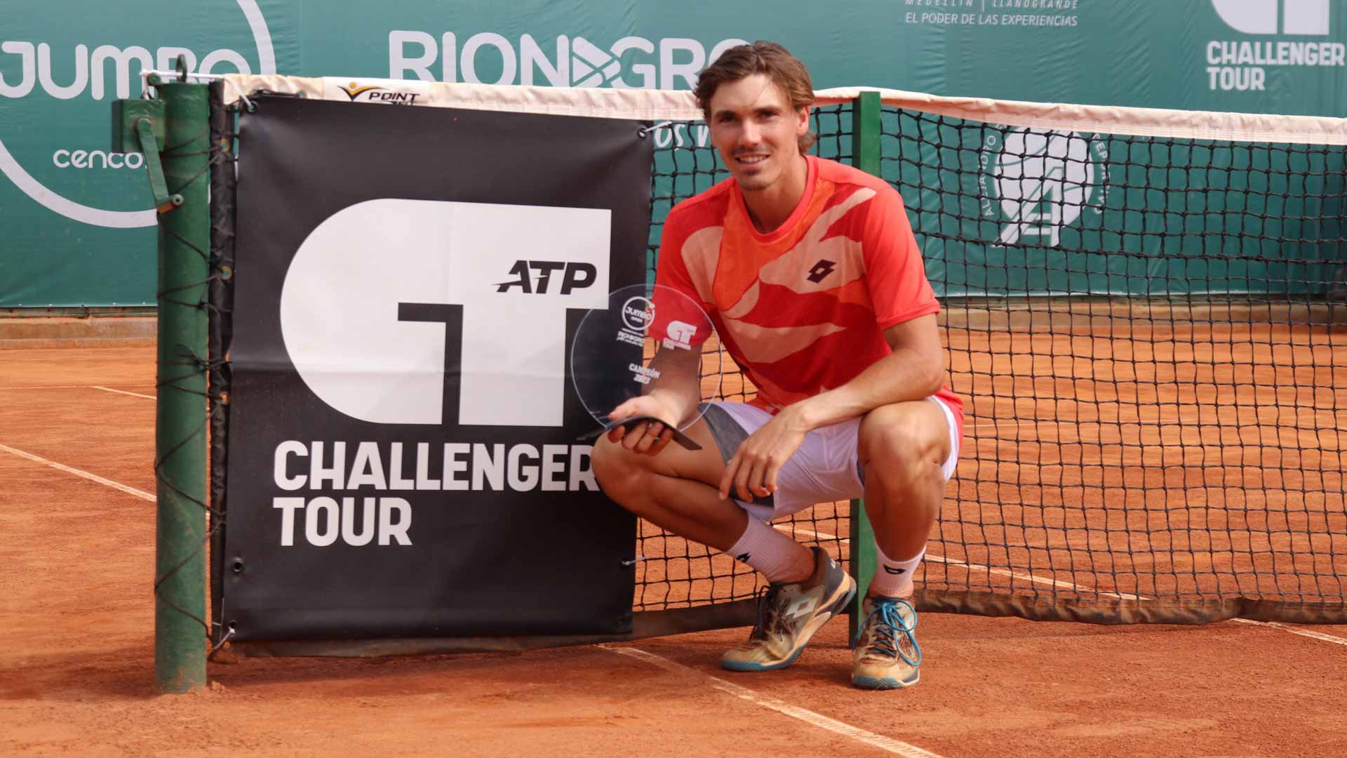 <a href='https://www.atptour.com/en/players/patrick-kypson/k0a3/overview'>Patrick Kypson</a> is crowned champion at the Challenger 50 event in Medellin, Colombia.
