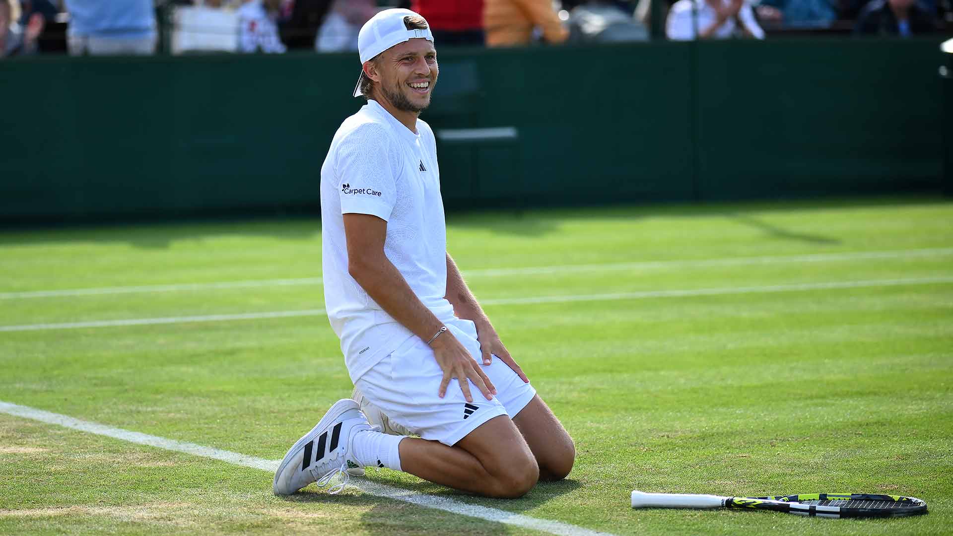 <a href='https://www.atptour.com/en/players/alexandre-muller/mp20/overview'>Alexandre Muller</a> celebrates his first-round <a href='https://www.atptour.com/en/tournaments/wimbledon/540/overview'>Wimbledon</a> win in 2023.