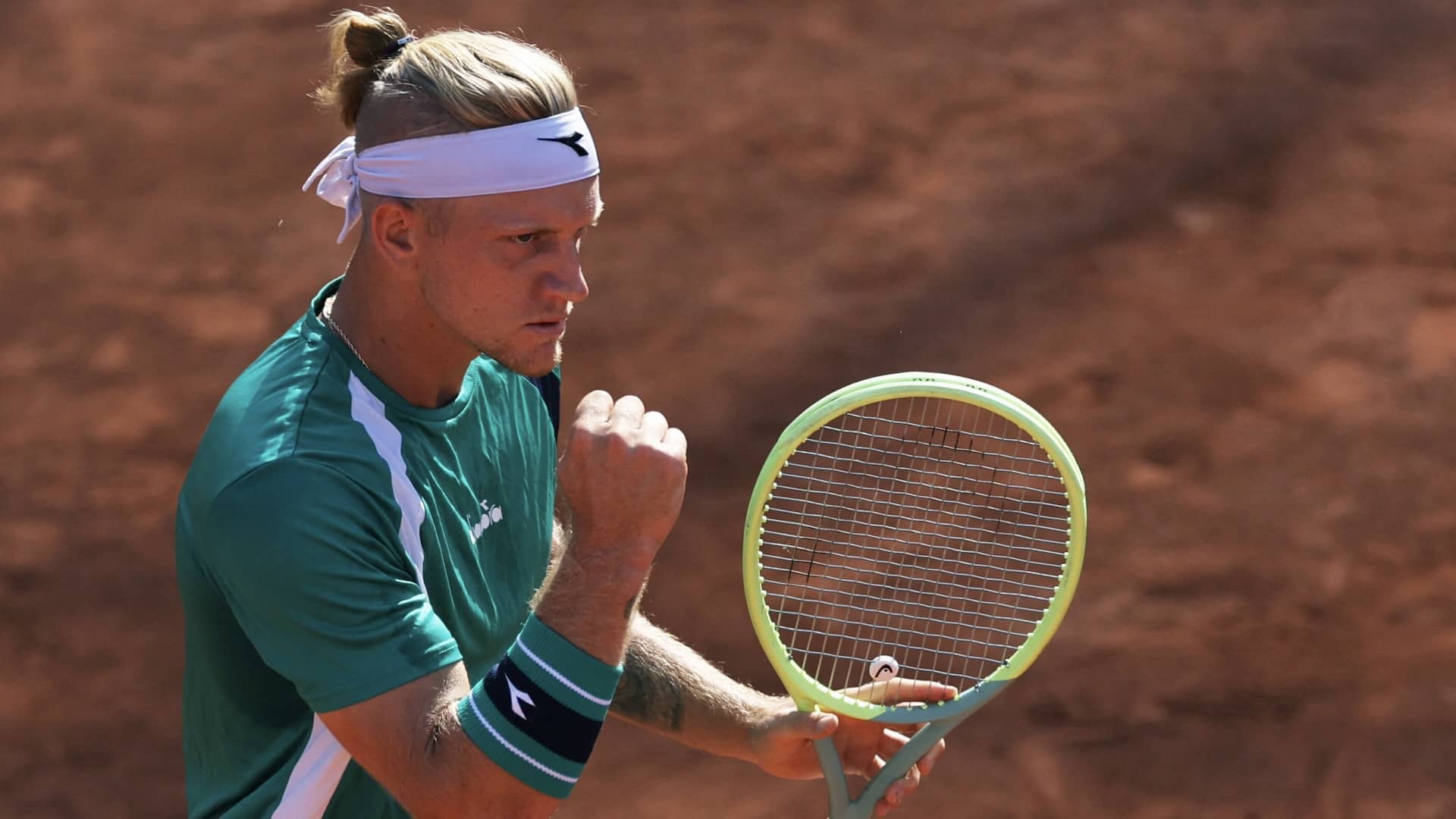 Alejandro Davidovich Fokina remontó el martes para avanzar en Hamburgo.