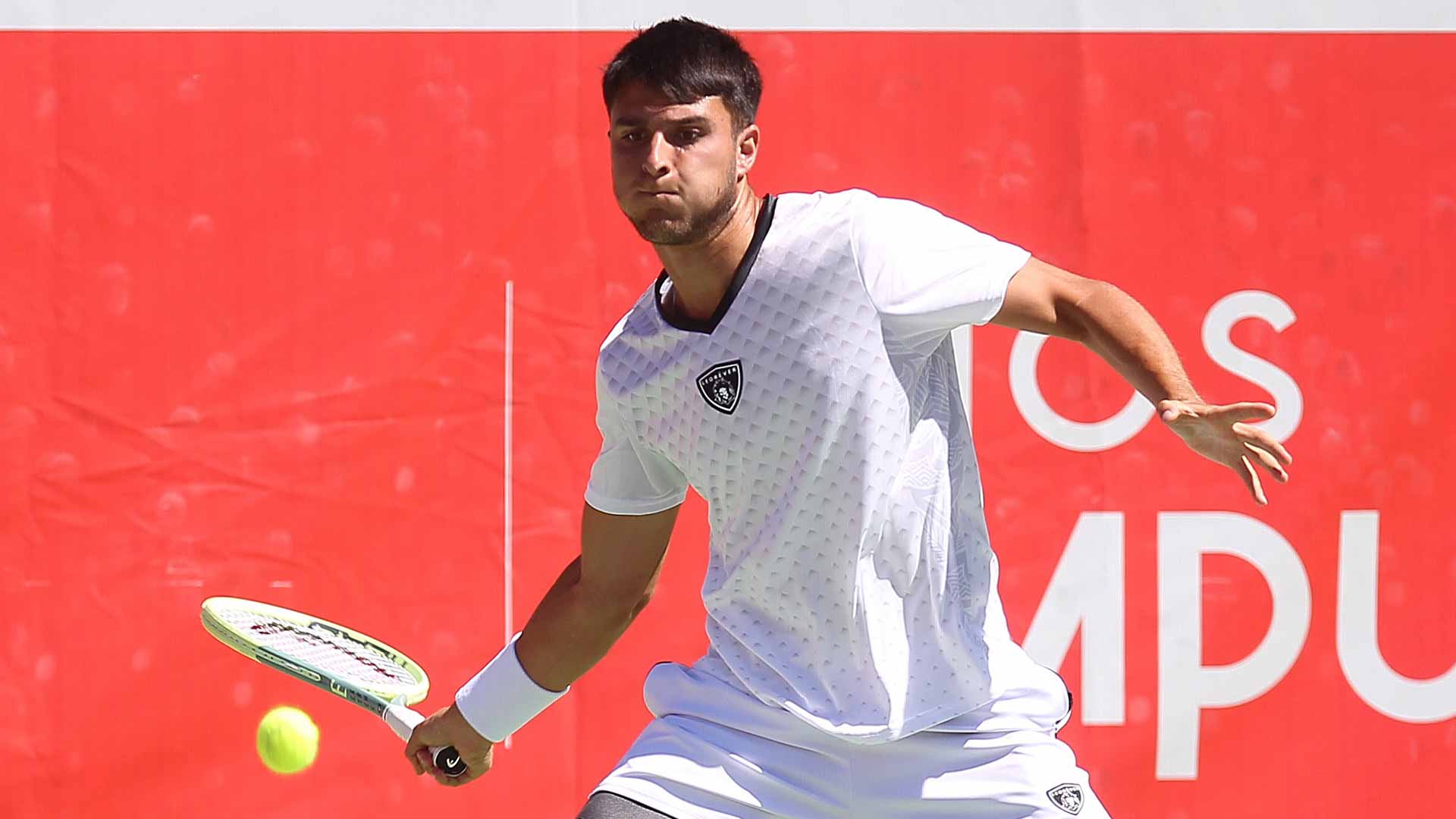 Pablo Llamas Ruiz: Following his matches and career now.