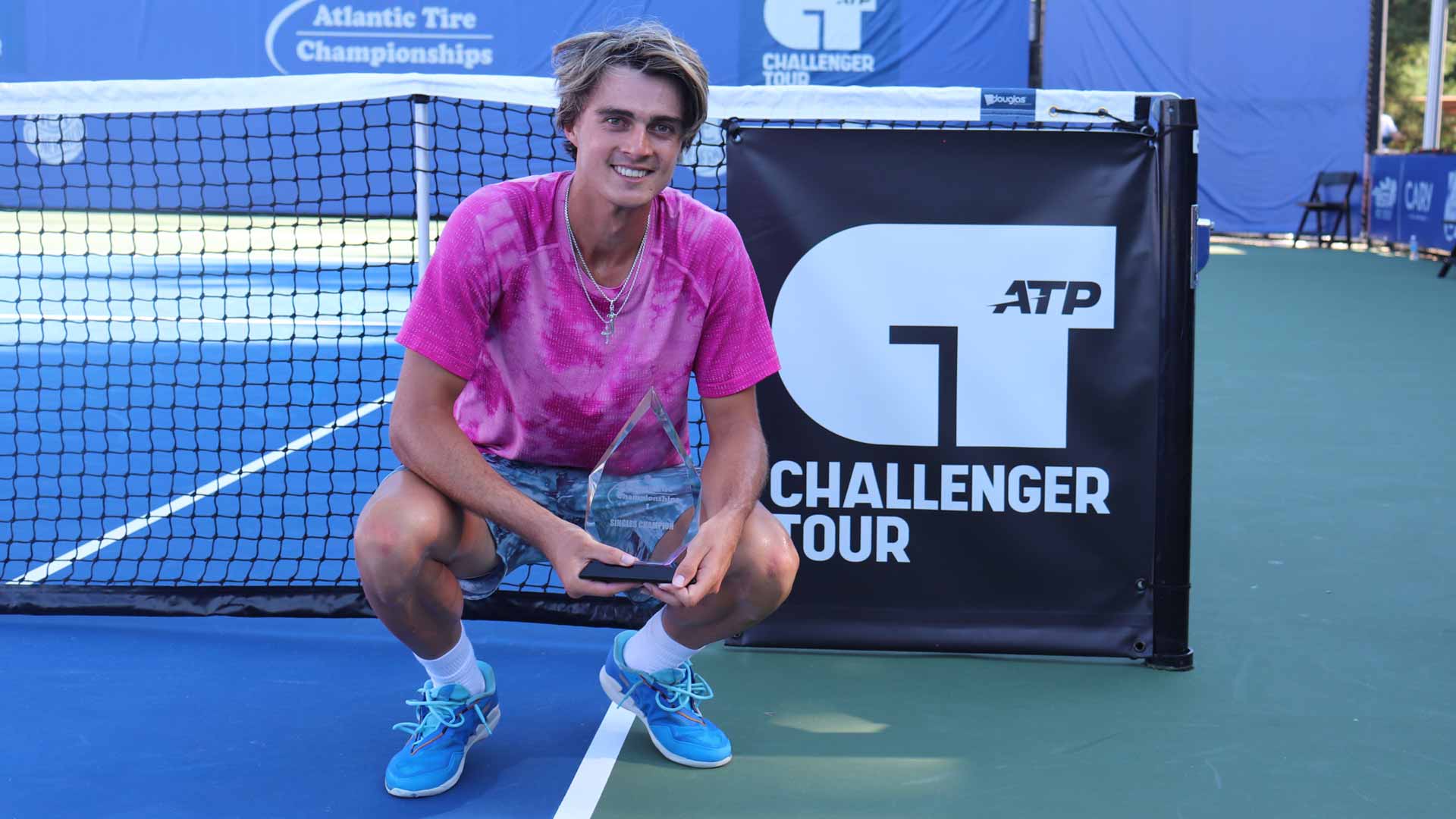 <a href='https://www.atptour.com/en/players/adam-walton/w09e/overview'>Adam Walton</a> wins the Challenger 75 event in Cary, North Carolina.