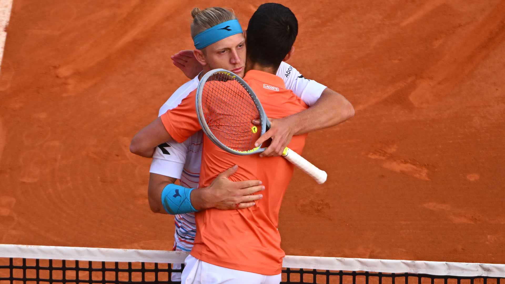 Alejandro Davidovich Fokina trails Novak Djokovic 1-3 in their Lexus ATP Head2Head series.