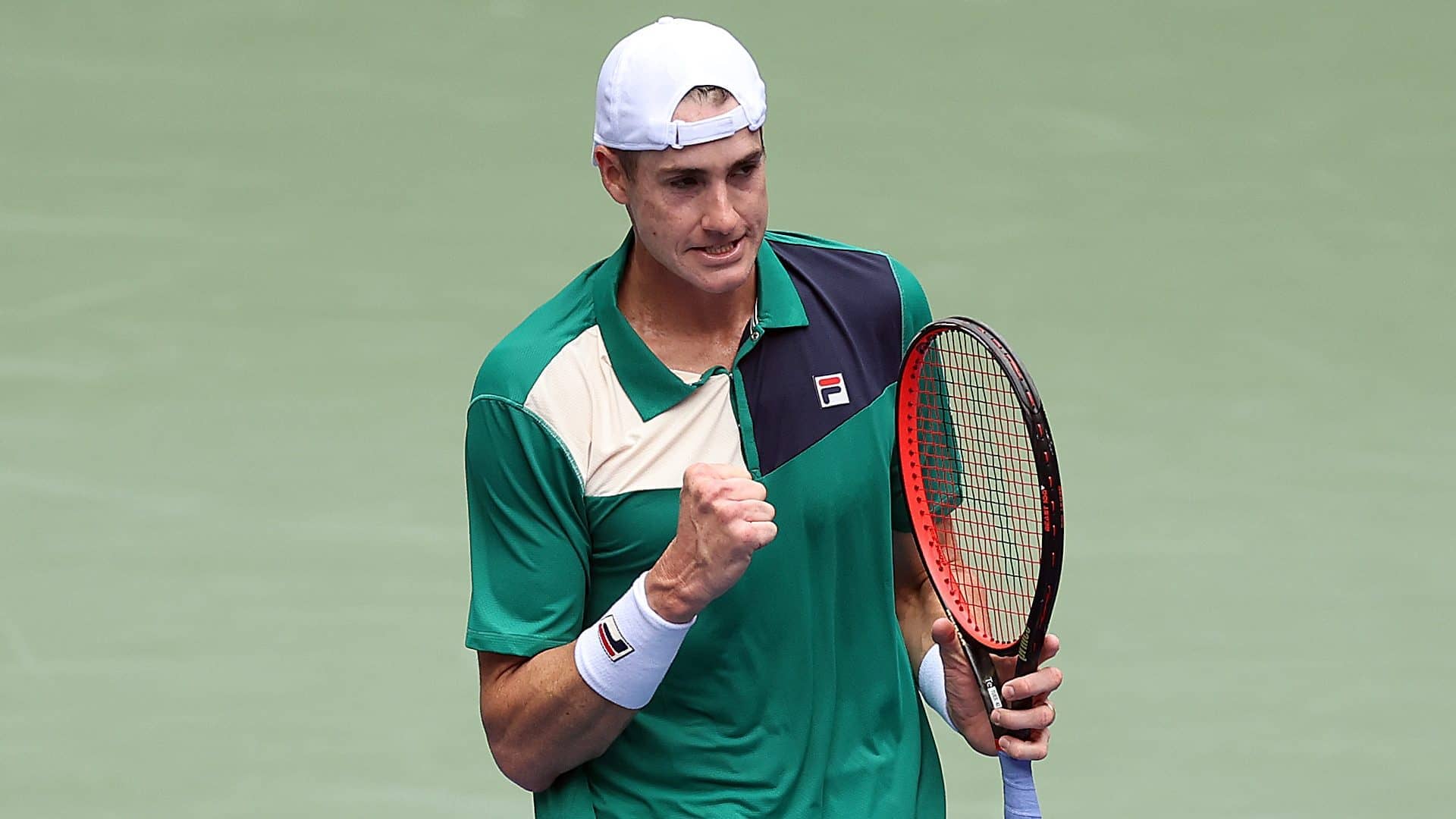 John Isner avanza a R2 en su última partipación en Nueva York y en el último torneo de su carrera.