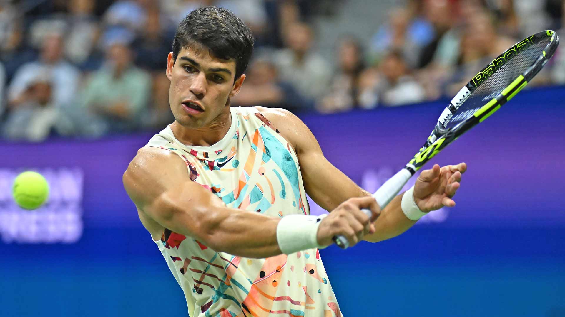 Carlos Alcaraz in first-round action against Dominik Koepfer on Tuesday in New York.