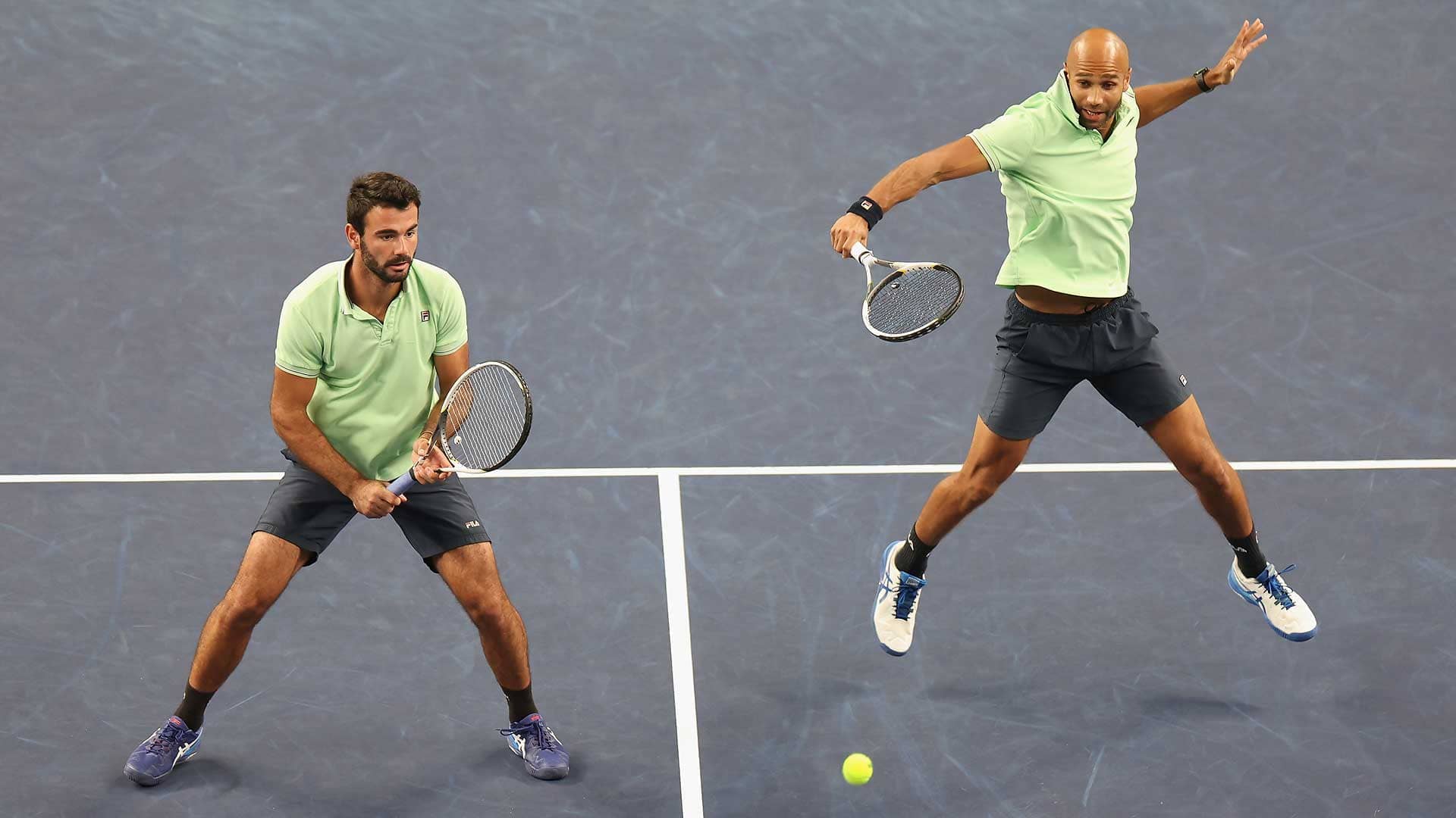 Fabien Reboul and Sadio Doumbia upset second seeds Wesley Koolhof and Neal Skupski on Thursday to reach the Shanghai semi-finals.