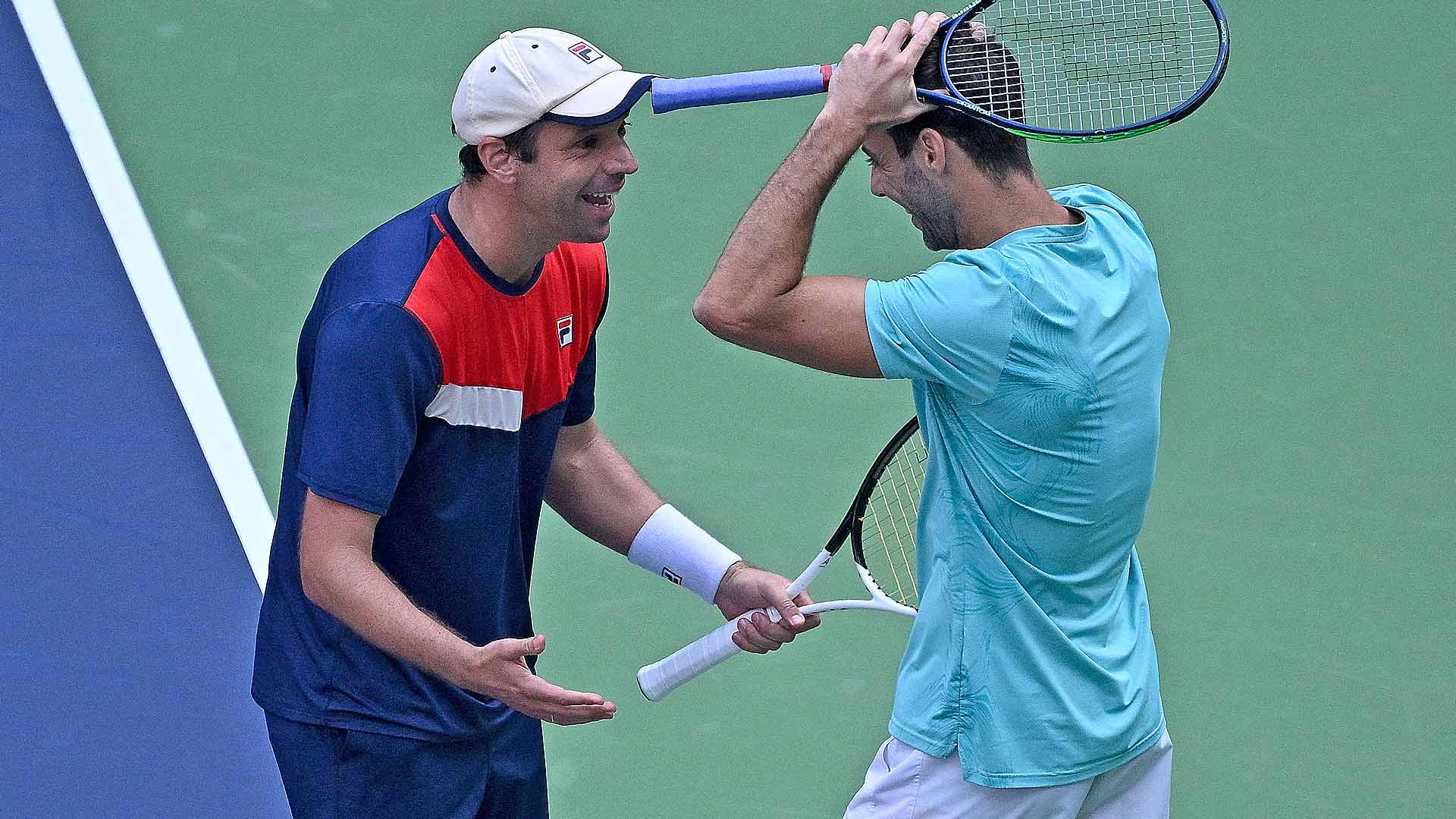 Horacio Zeballos and Marcel Granollers defeat Rohan Bopanna and Matthew Ebden to triumph in Shanghai.