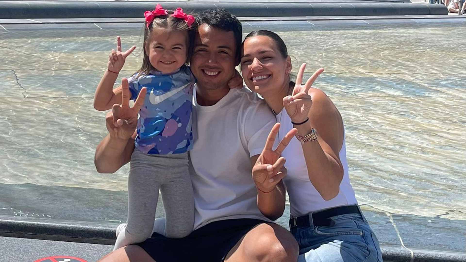 Hugo Dellien with his wife Camila and daughter Mila.