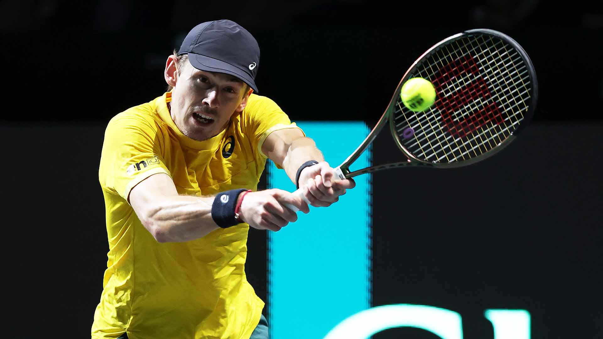 Alex de Minaur seals Australia's place in the 2023 Davis Cup final.
