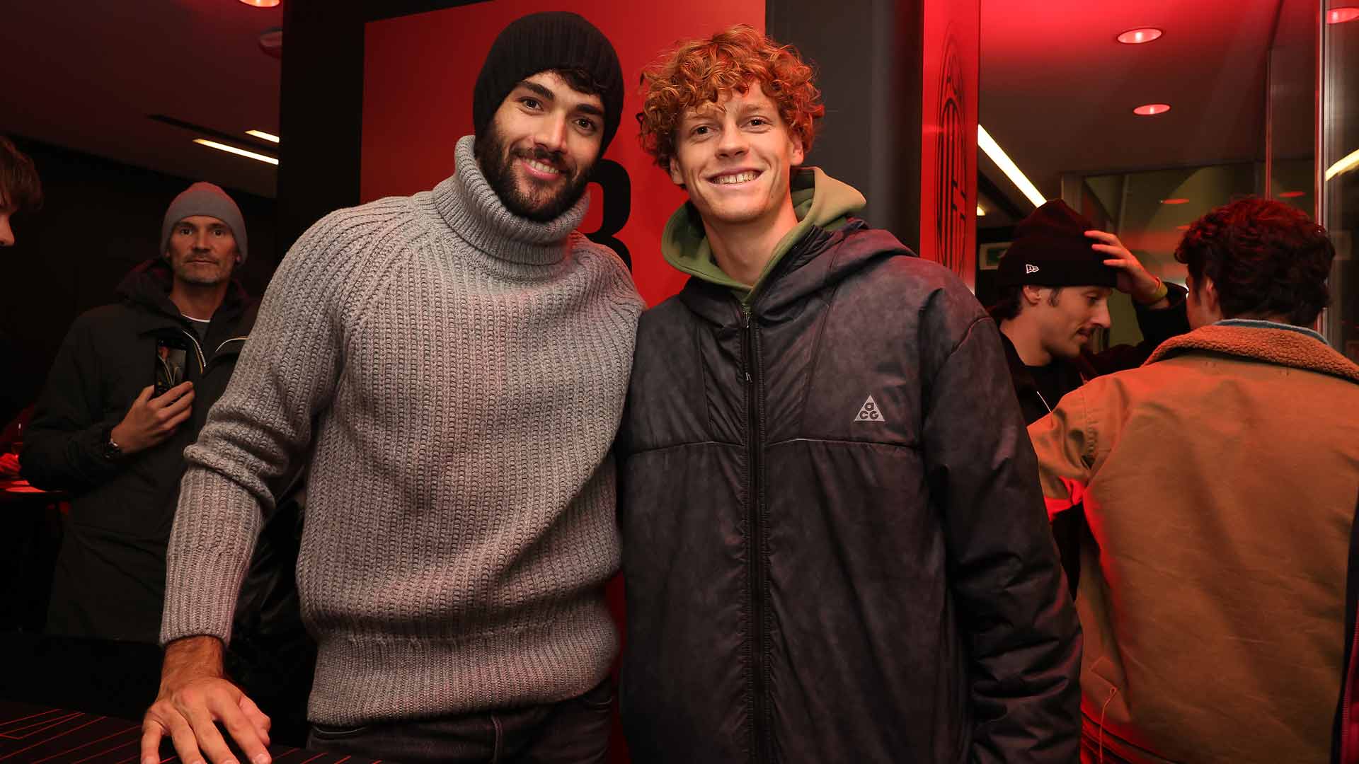 <a href='https://www.atptour.com/en/players/matteo-berrettini/bk40/overview'>Matteo Berrettini</a> and <a href='https://www.atptour.com/en/players/jannik-sinner/s0ag/overview'>Jannik Sinner</a> catch up at AC Milan's match against Dortmund on Tuesday.