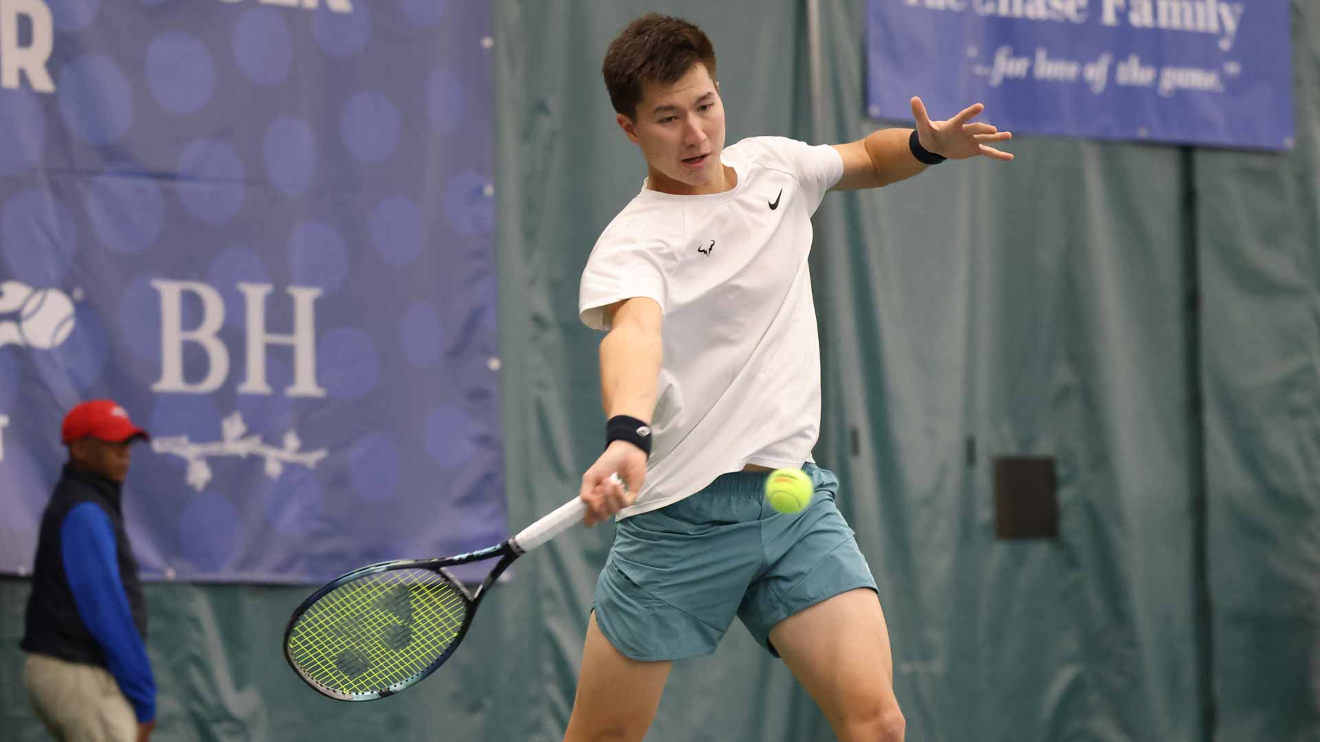 Beibit Zhukayev in action at the Charlottesville Challenger.