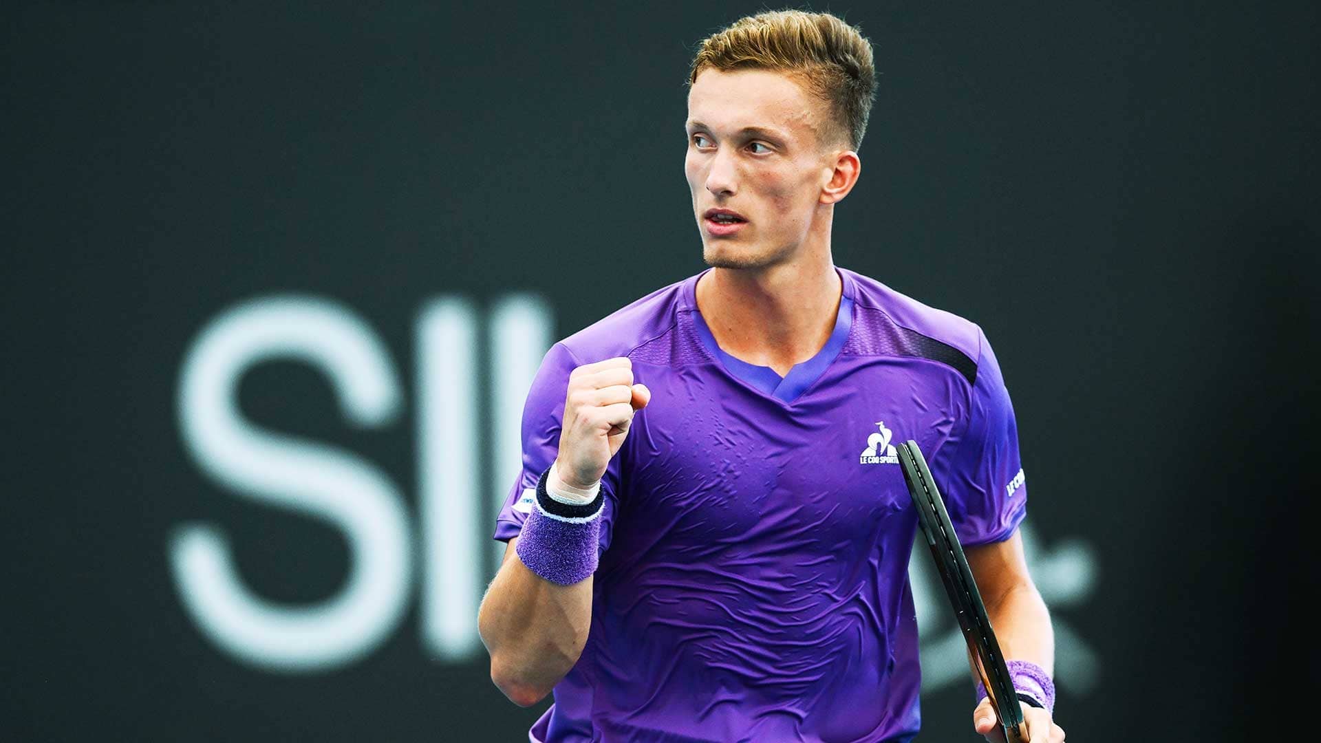 Jiri Lehecka faces Jack Draper in the Adelaide final.