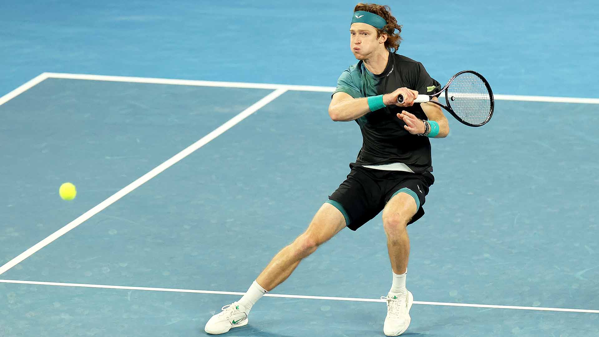 Andrey Rublev fends off Christopher Eubanks in straight sets.