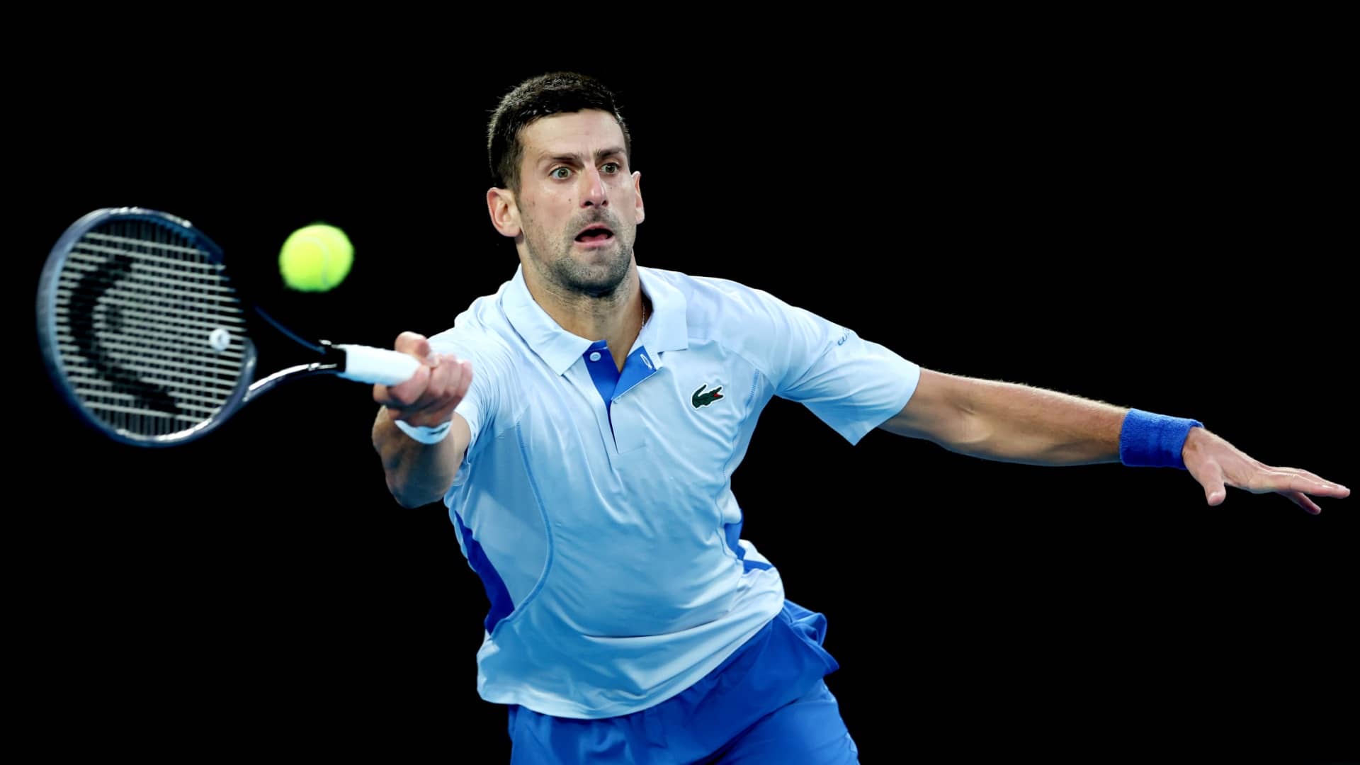 Novak Djokovic busca su 32º triunfo consecutivo en el Abierto de Australia.