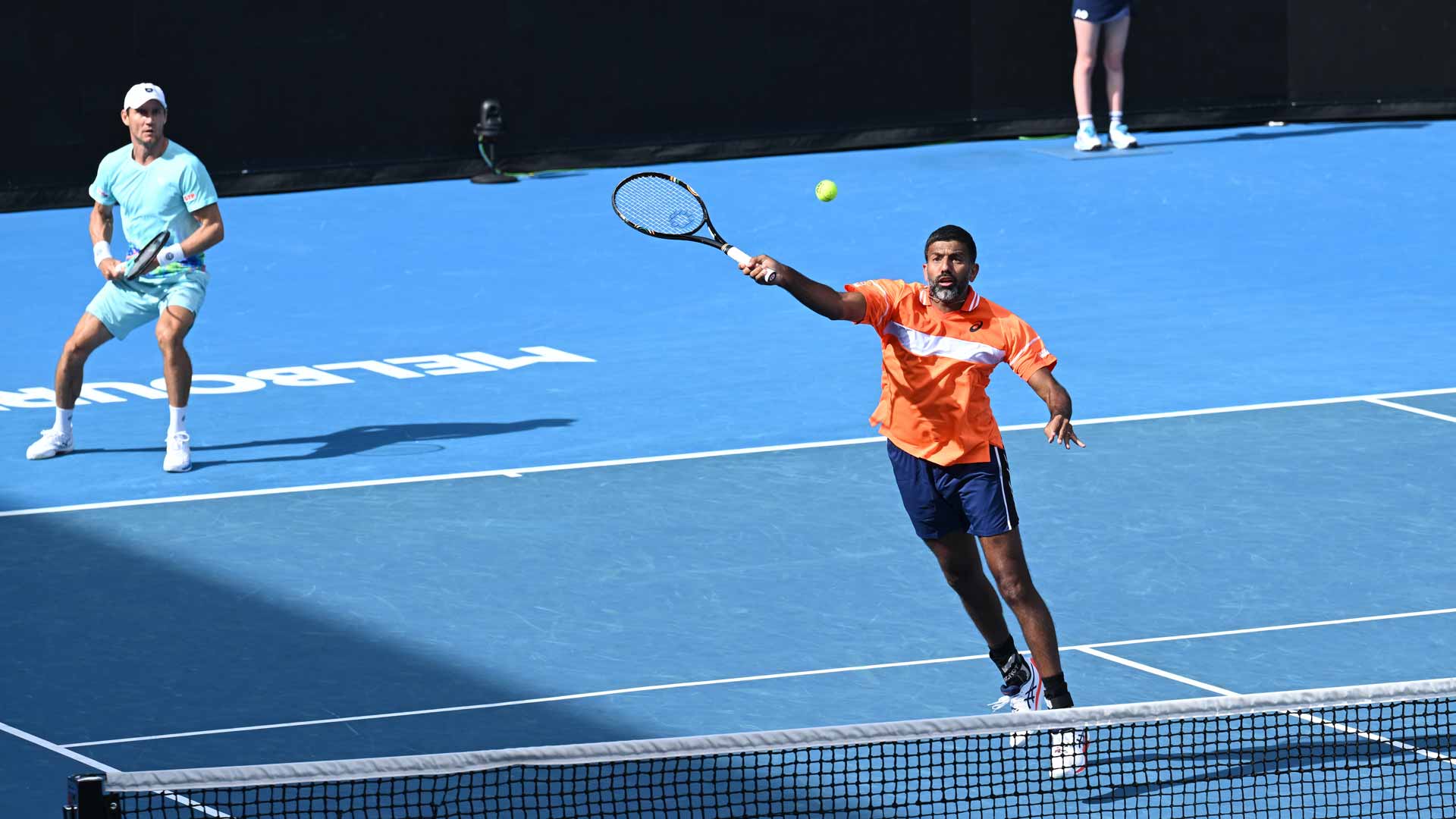 Rohan Bopanna and Matthew Ebden advance to their third straight Grand Slam semi-final.