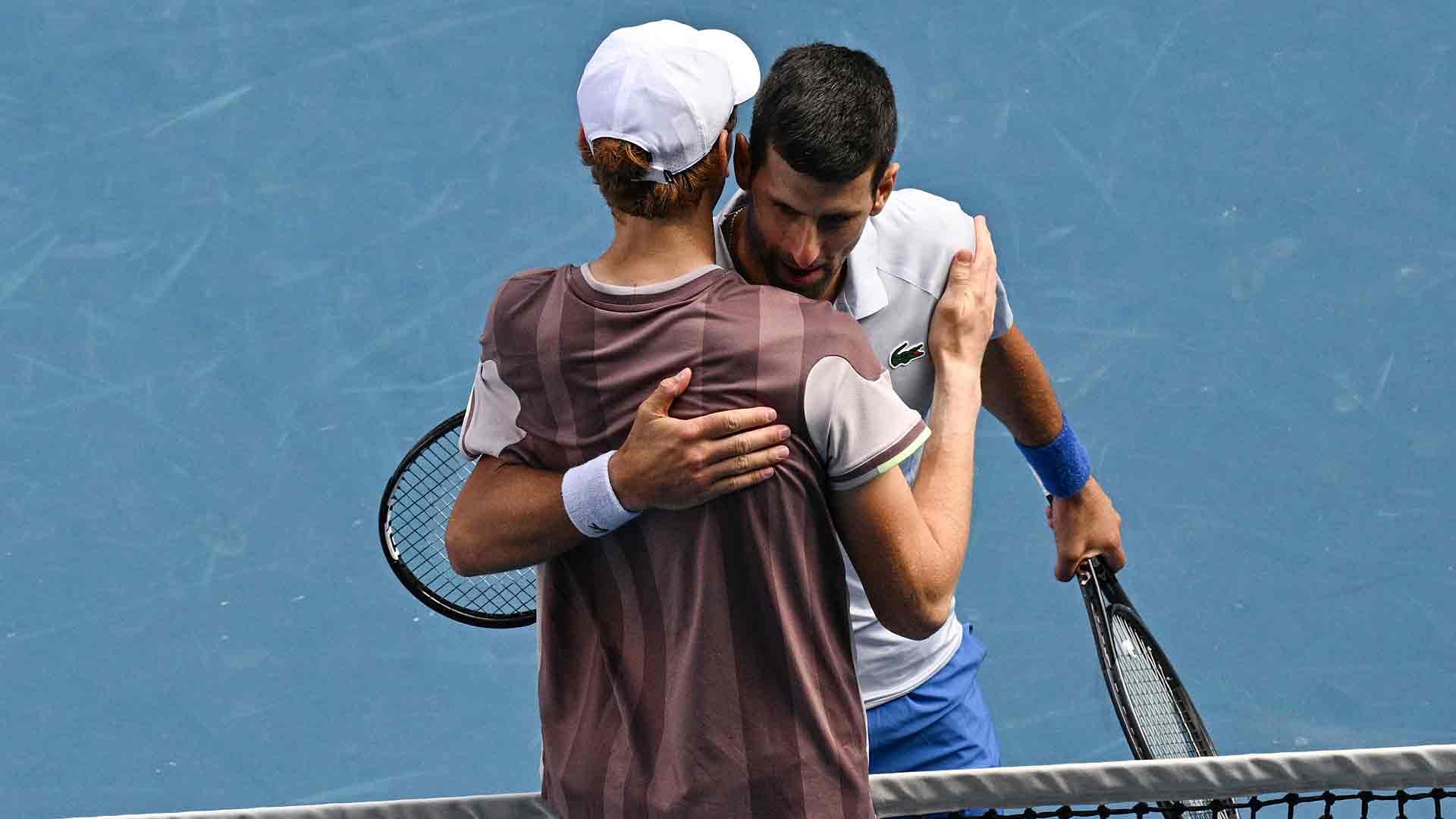 Jannik Sinner ha ganado tres de sus últimos cuatro partidos frente a Novak Djokovic.