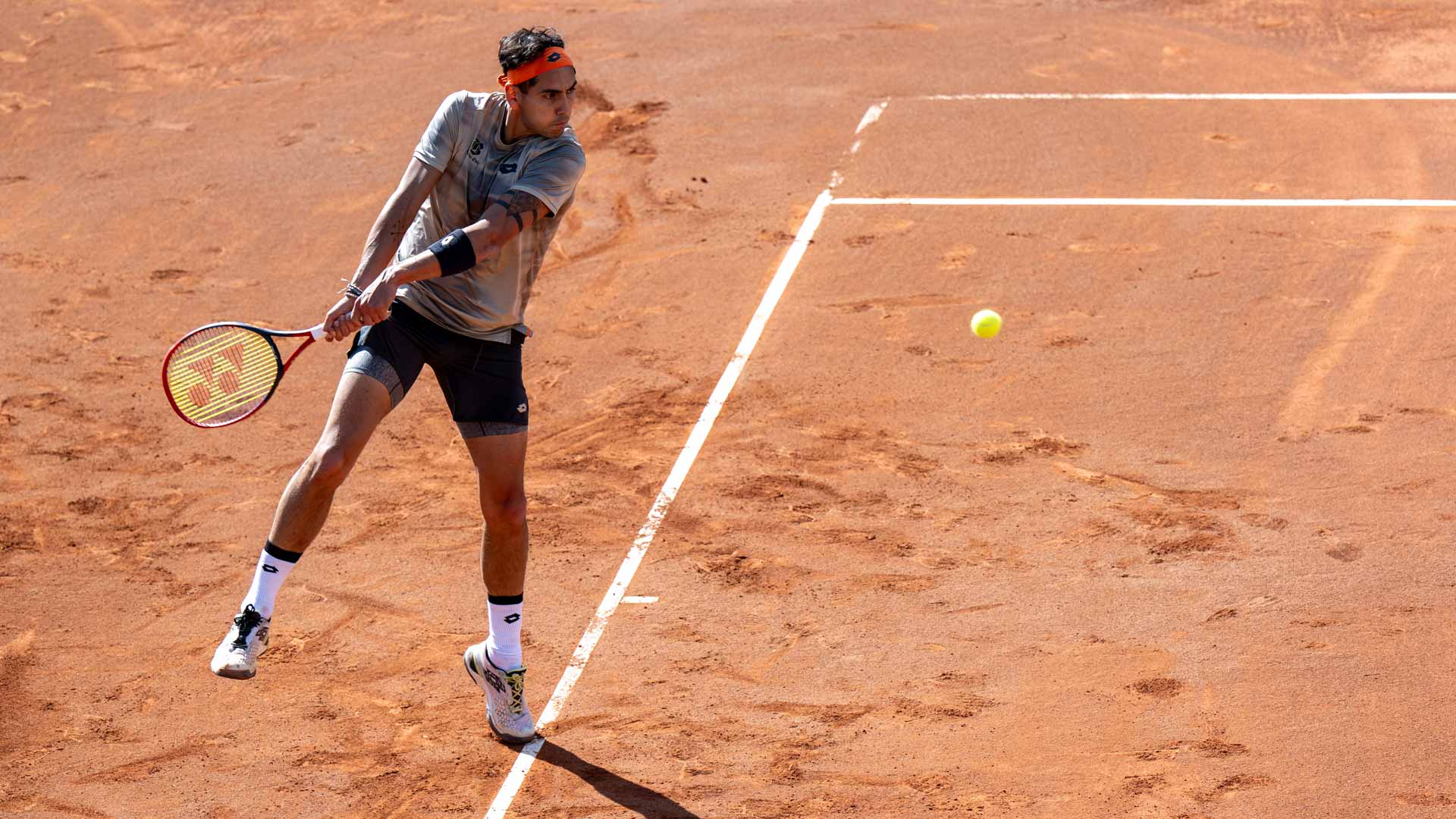 <a href='https://www.atptour.com/en/players/alejandro-tabilo/te30/overview'>Alejandro Tabilo</a> during Saturday's semi-finals in Aix-en-Provence.